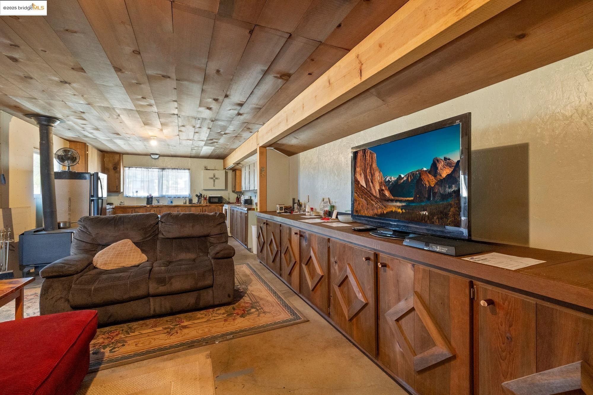 Chinese Camp, California, 95309, United States, 1 Bedroom Bedrooms, ,2 BathroomsBathrooms,Residential,For Sale,1975646