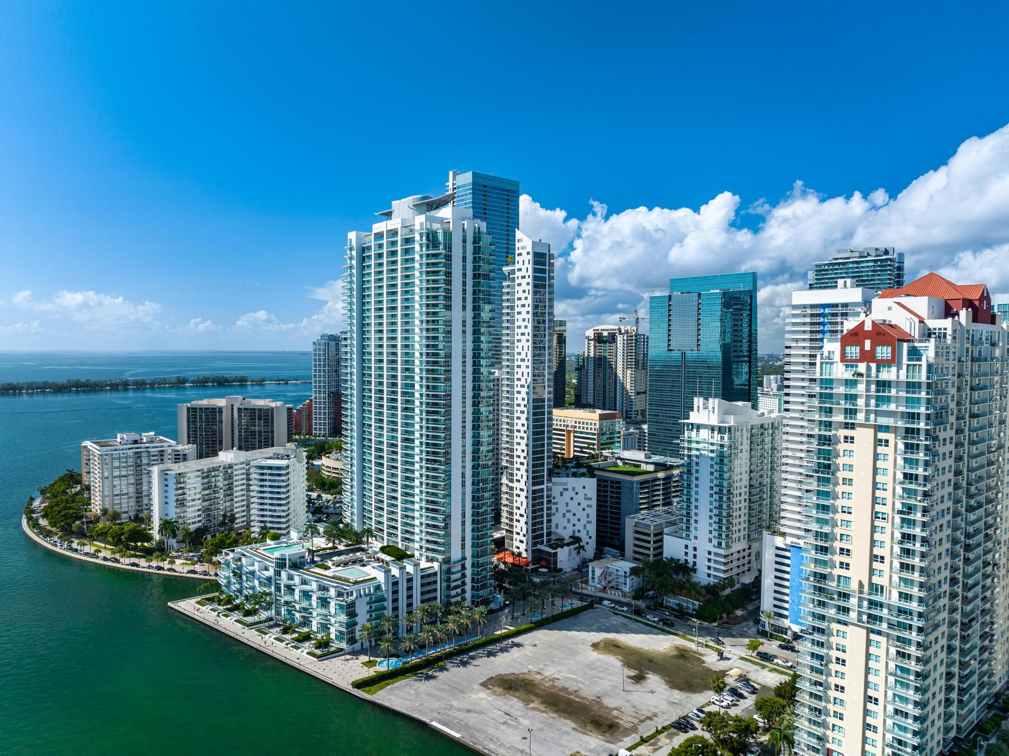  1300 Brickell Bay Dr, Miami, FL, 33131 - 物件實景