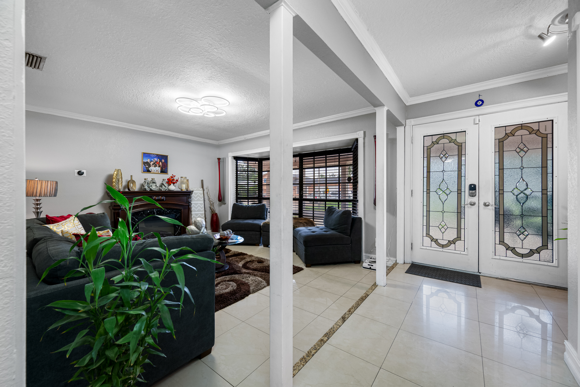 Tampa, Florida, 33615, United States, 4 Bedrooms Bedrooms, ,3 BathroomsBathrooms,Residential,For Sale,1900602
