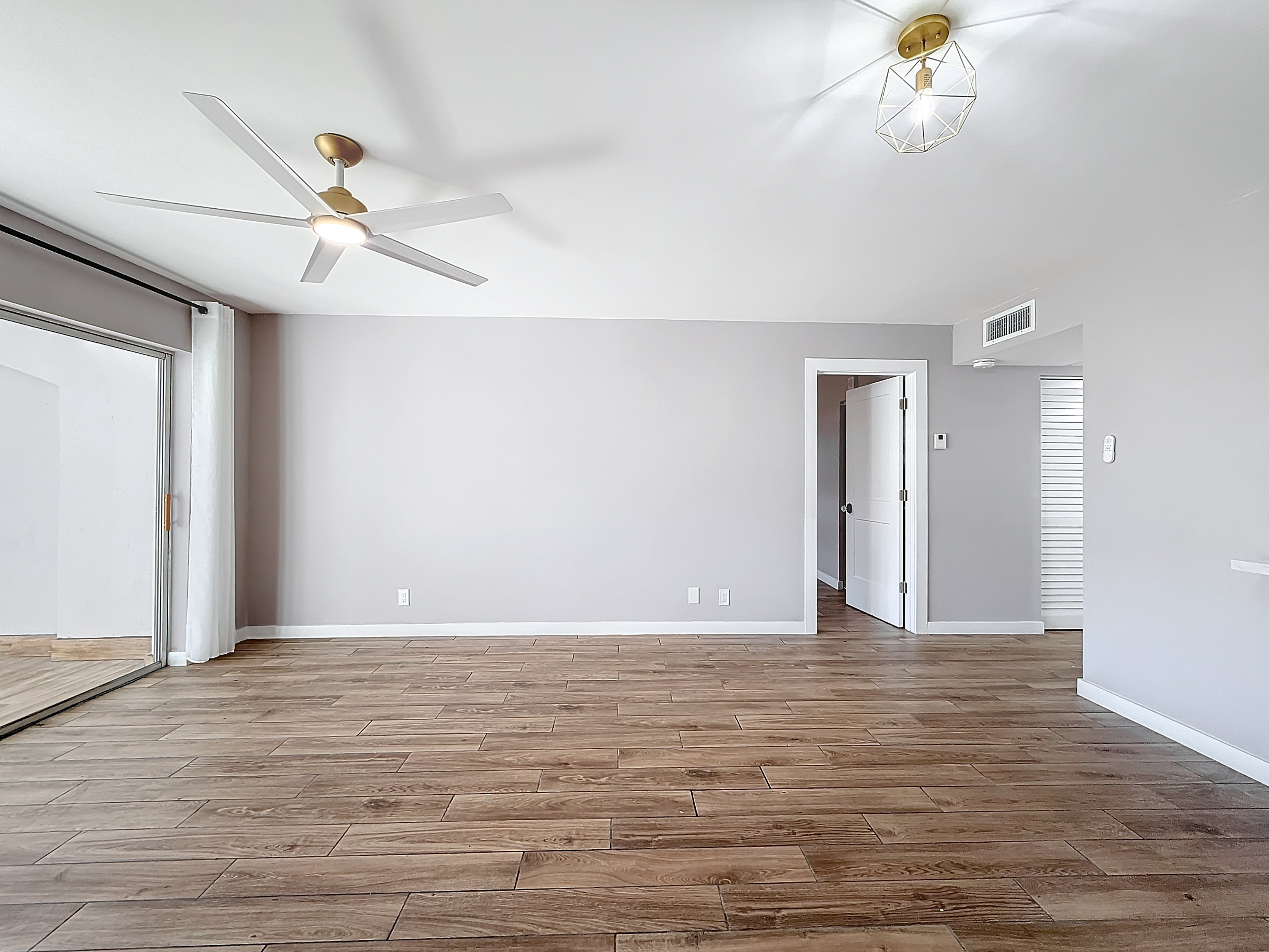  8818 W Mcnab Road, Tamarac, FL, 33321 - 物件實景
