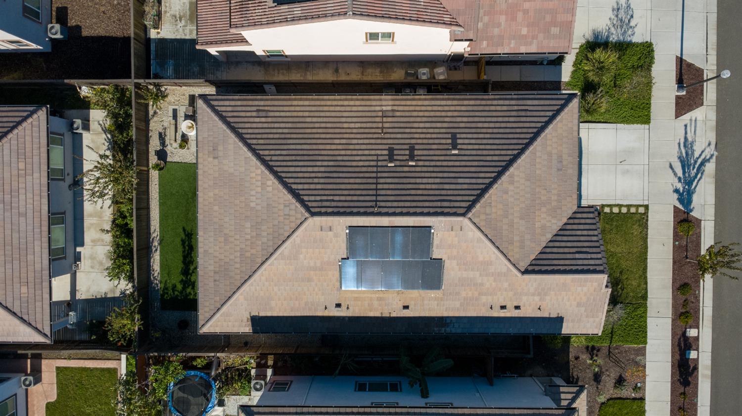 Sacramento, California, 95835, United States, 4 Bedrooms Bedrooms, ,3 BathroomsBathrooms,Residential,For Sale,1998262