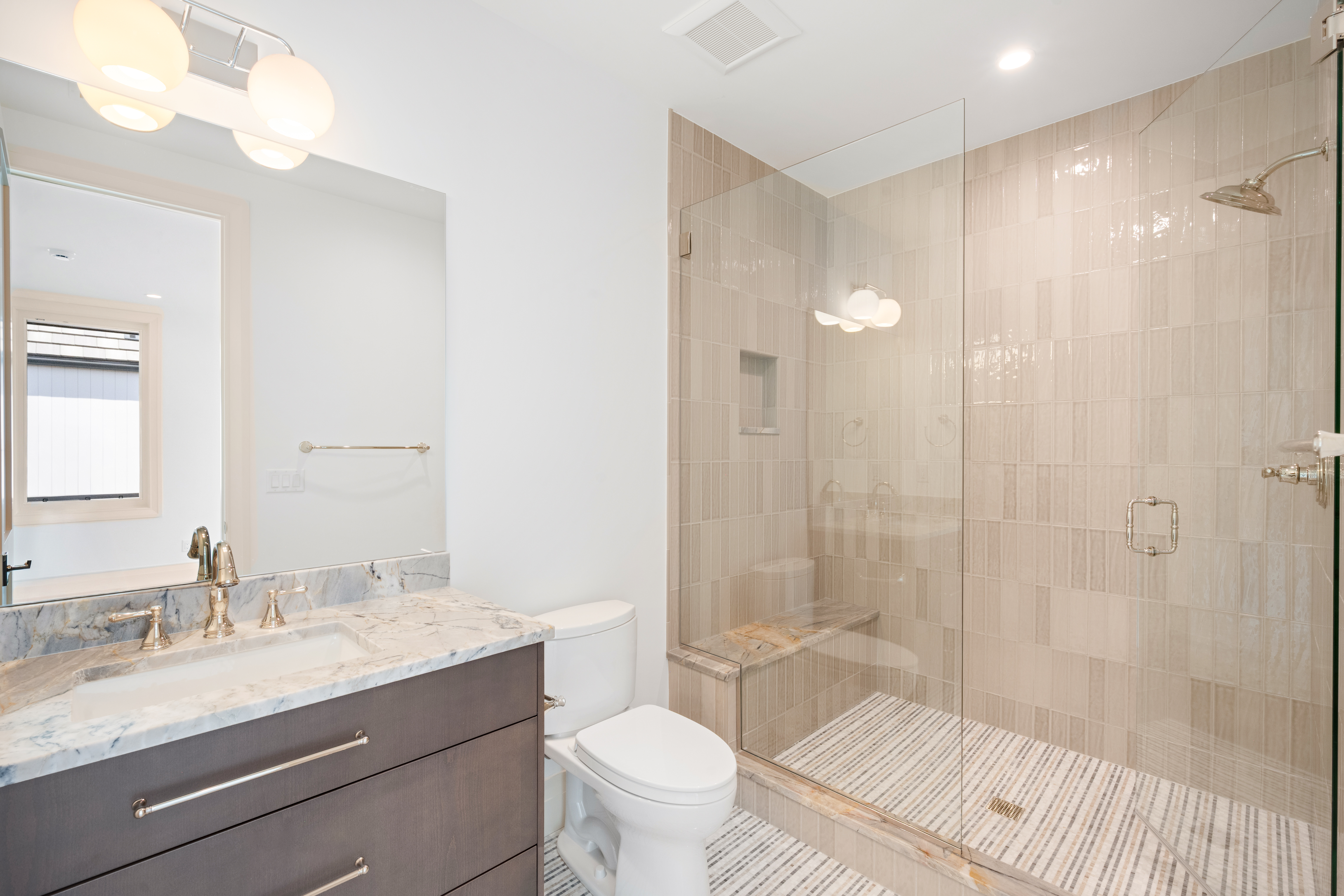  2665 E Cedar Avenue, Denver, CO, 80209 - 物件實景