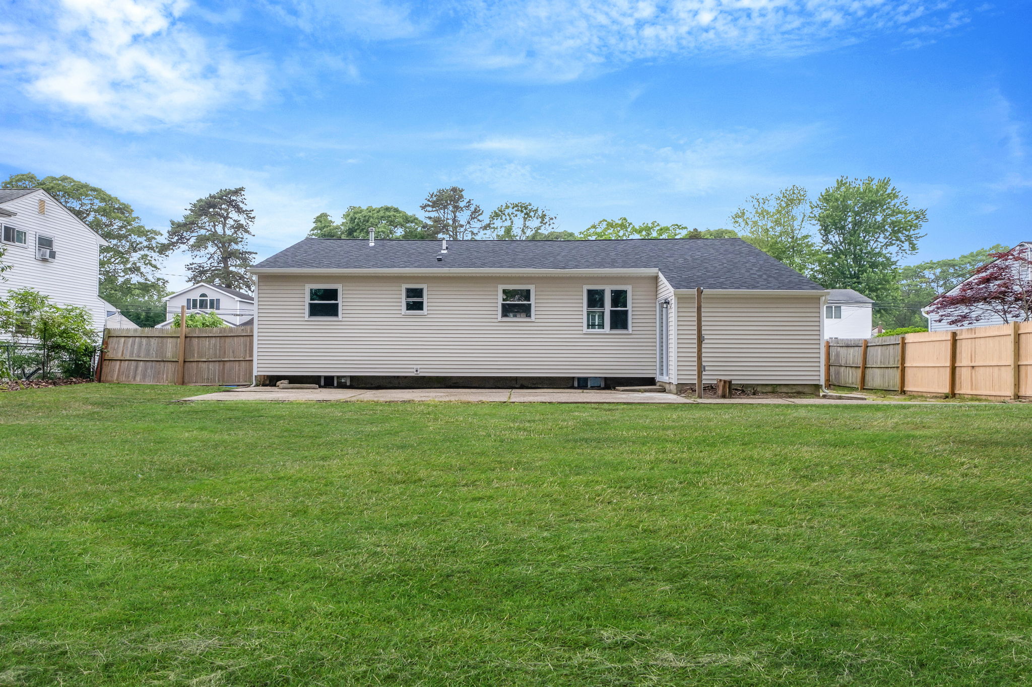 Centereach, New York, 11720, United States, 3 Bedrooms Bedrooms, ,3 BathroomsBathrooms,Residential,For Sale,1851254