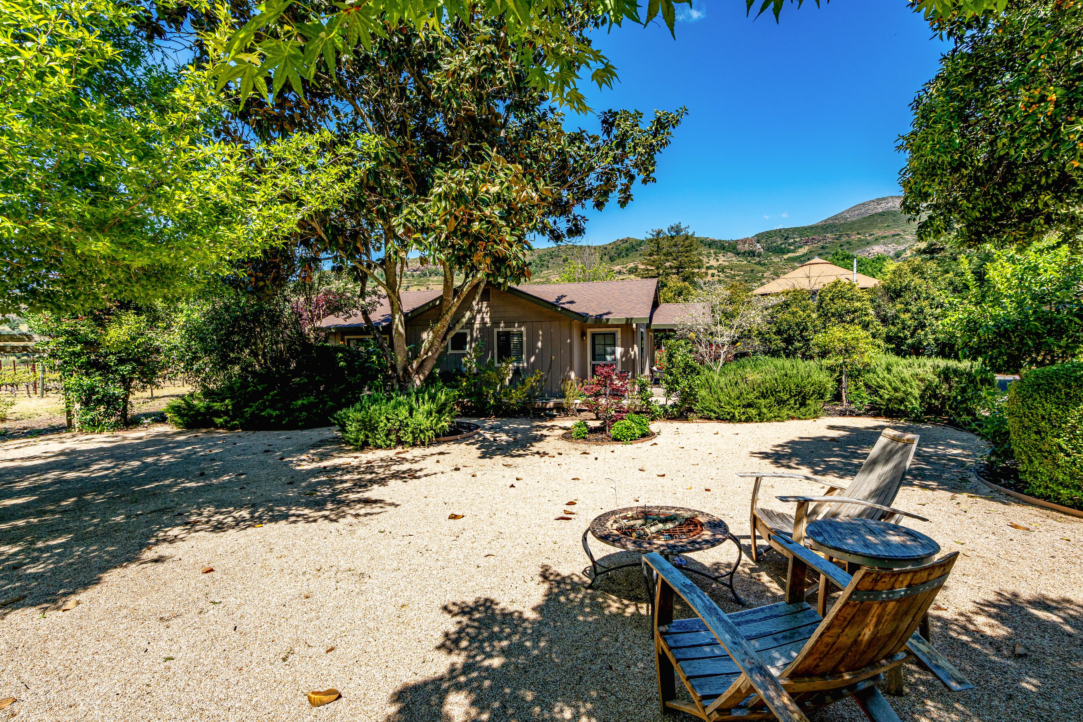  1040 Mount George Avenue - 物件實景