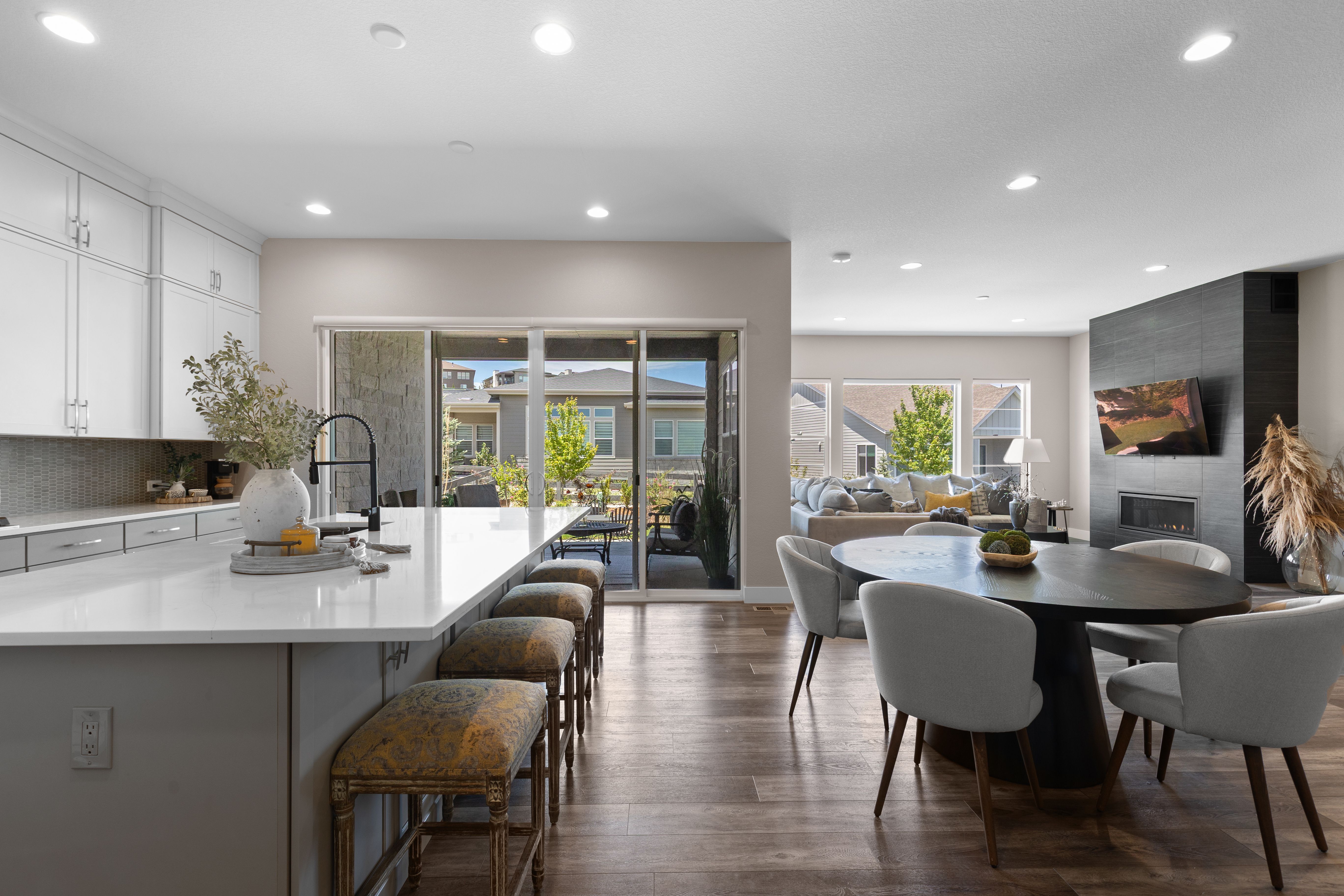  100% Move-in Ready and Beautifully Designed - 物件實景