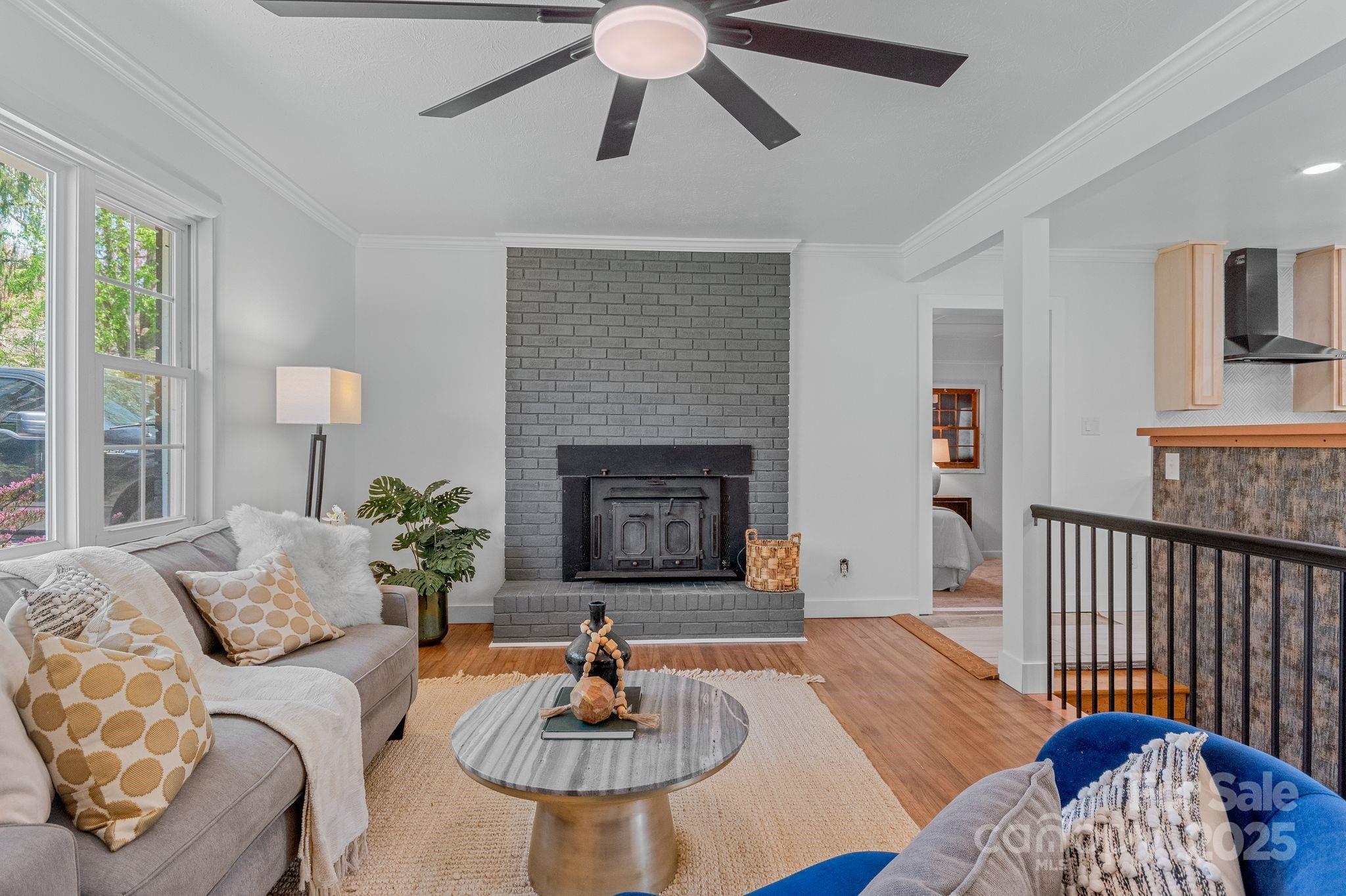 Asheville, North Carolina, 28806, United States, 4 Bedrooms Bedrooms, ,3 BathroomsBathrooms,Residential,For Sale,1770917