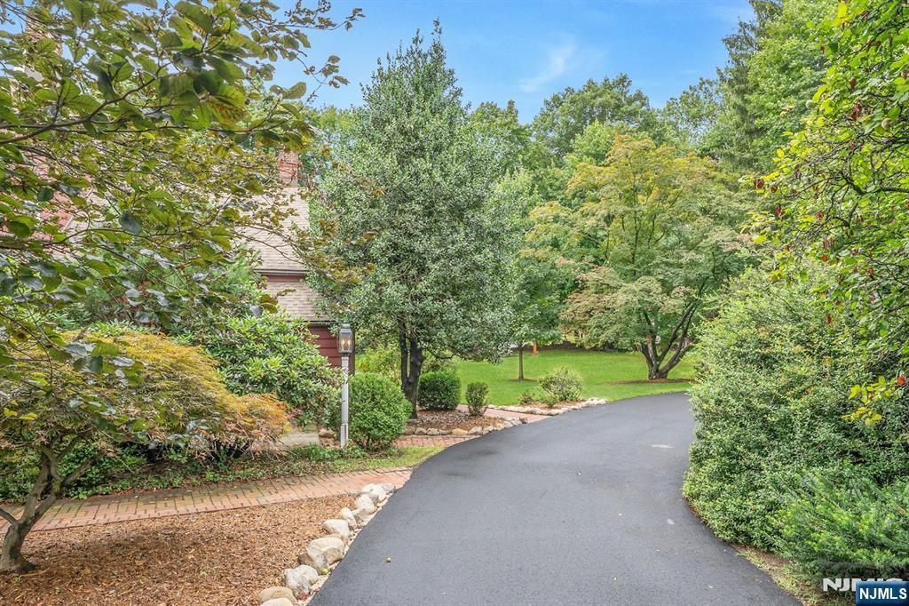 Park Ridge, New Jersey, 07656, United States, 4 Bedrooms Bedrooms, ,3 BathroomsBathrooms,Residential,For Sale,1927365