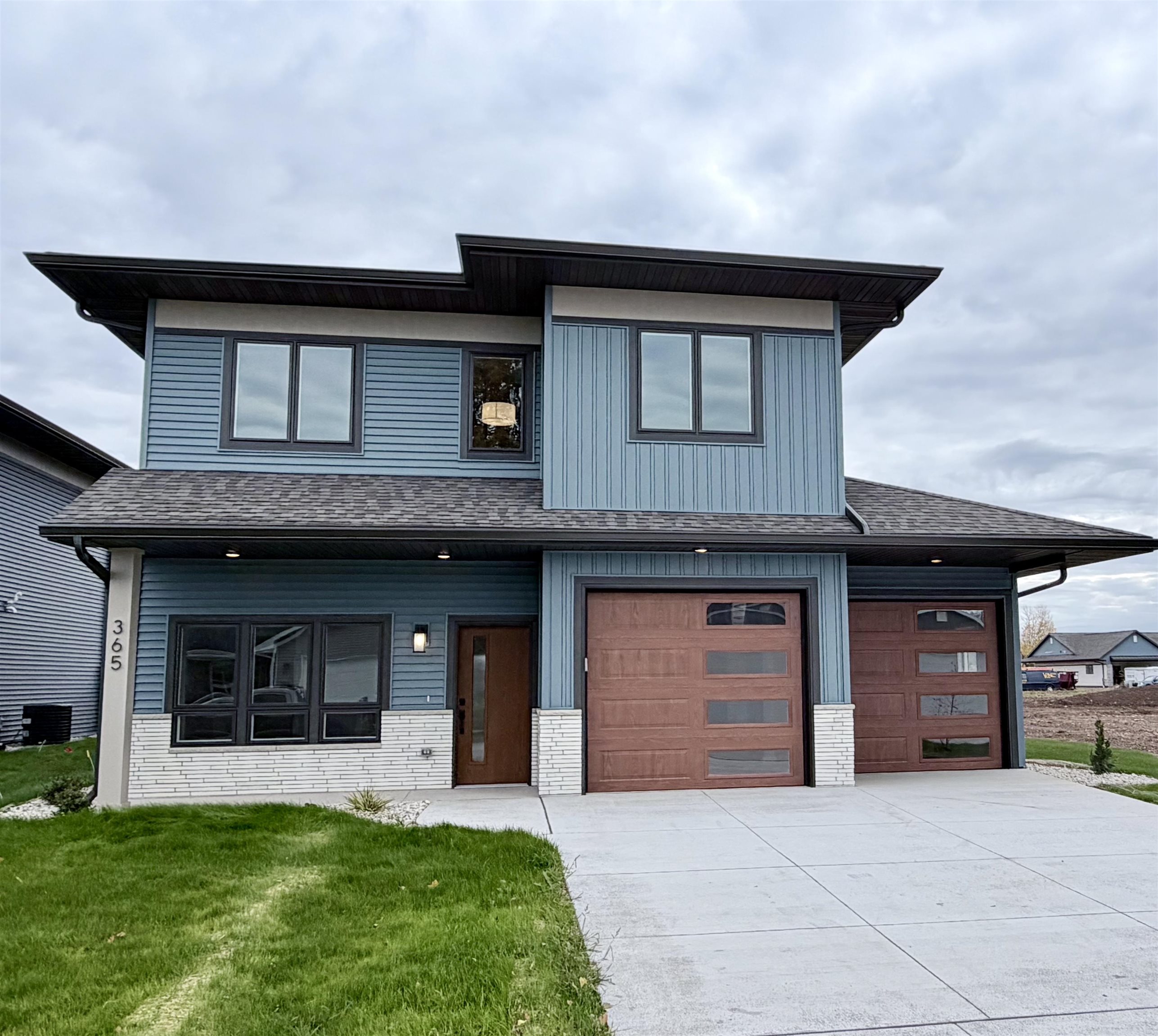 Kimberly, Wisconsin, 54136, United States, 4 Bedrooms Bedrooms, ,3 BathroomsBathrooms,Residential,For Sale,1980690