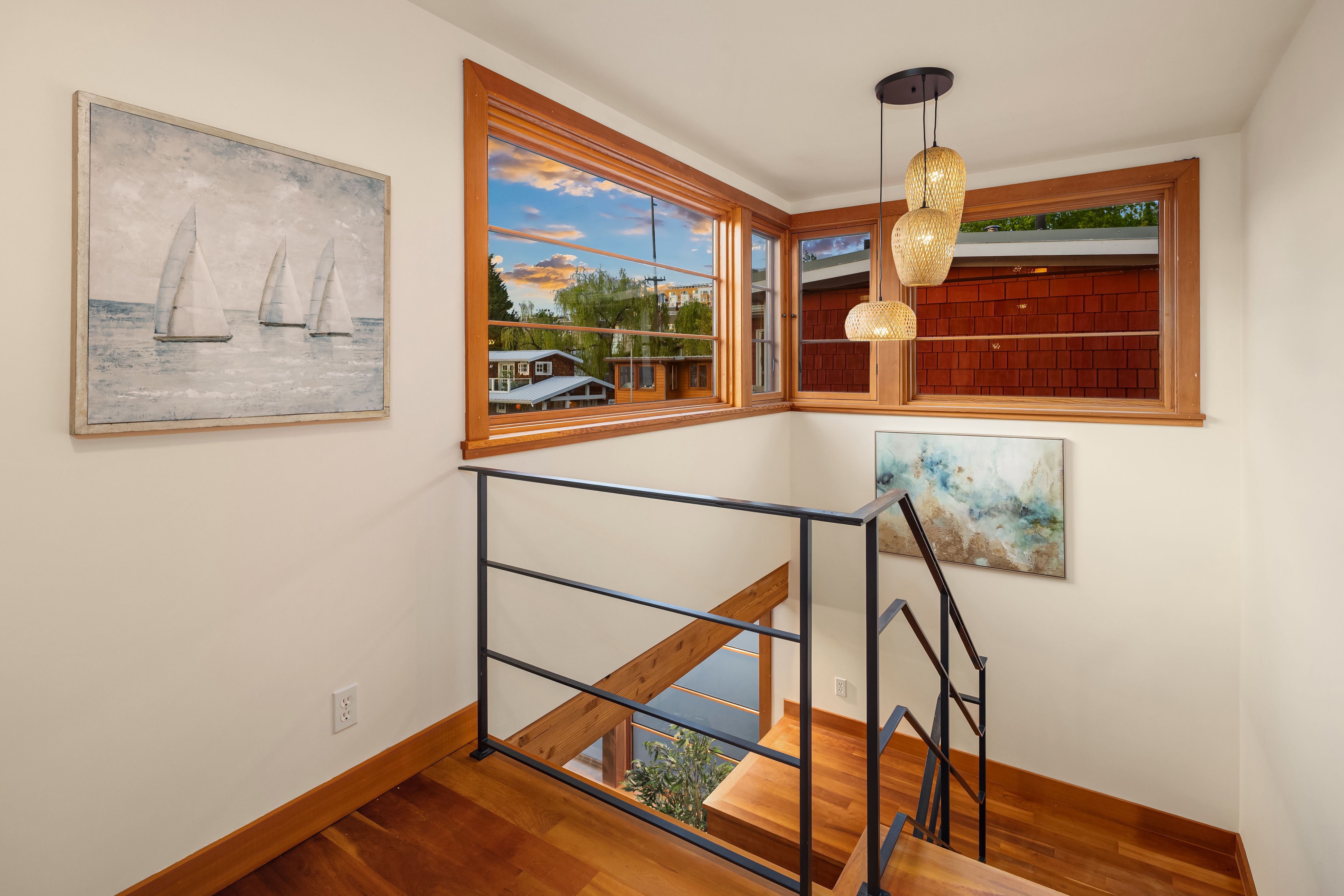  2339 Fairview Ave E #L, Seattle, WA 98102 - 物件實景