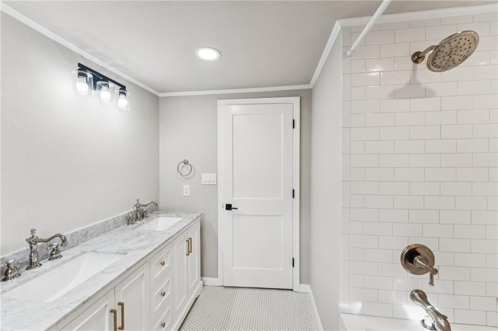 Atlanta, Georgia, 30338, United States, 3 Bedrooms Bedrooms, ,2 BathroomsBathrooms,Residential,For Sale,2037309