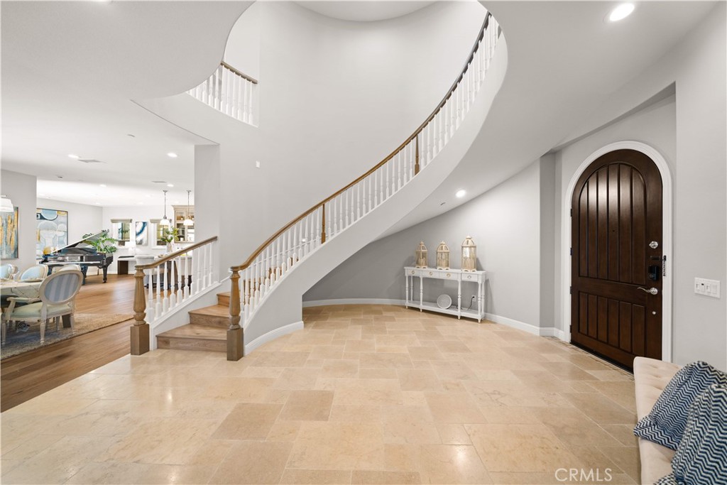 Irvine, California, 92602, United States, 5 Bedrooms Bedrooms, ,6 BathroomsBathrooms,Residential,For Sale,1982881