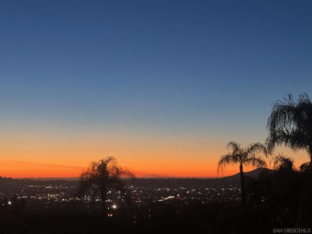 El Cajon, California, 92019, United States, 4 Bedrooms Bedrooms, ,4 BathroomsBathrooms,Residential,For Sale,1996445