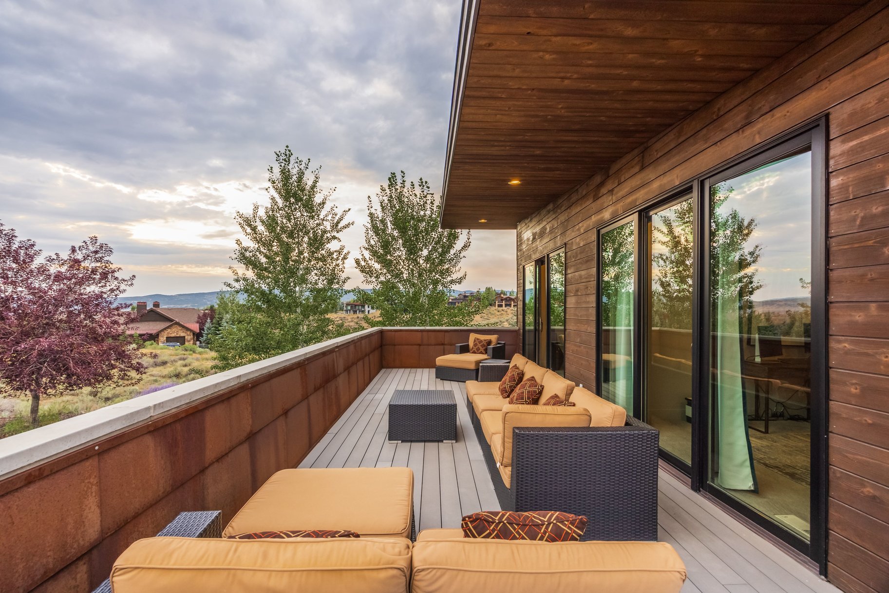  Contemporary Promontory Home with Exceptional Indoor-Outdoor Living - 物件實景