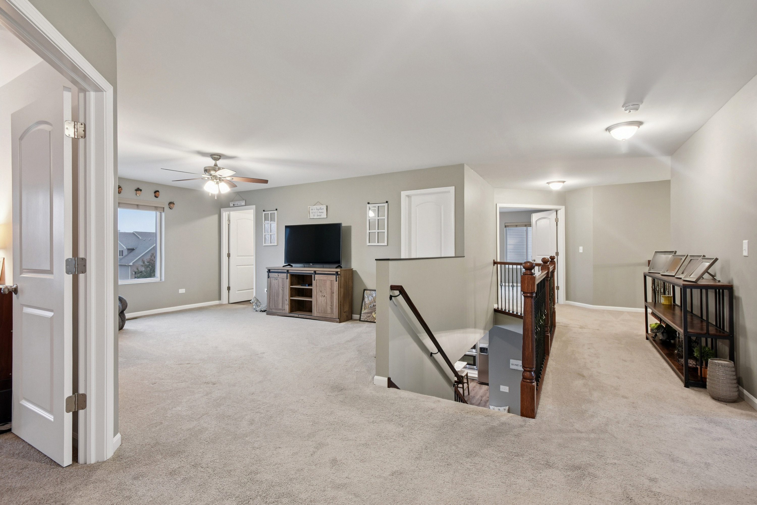 Channahon, Illinois, 60410, United States, 4 Bedrooms Bedrooms, ,3 BathroomsBathrooms,Residential,For Sale,1996655