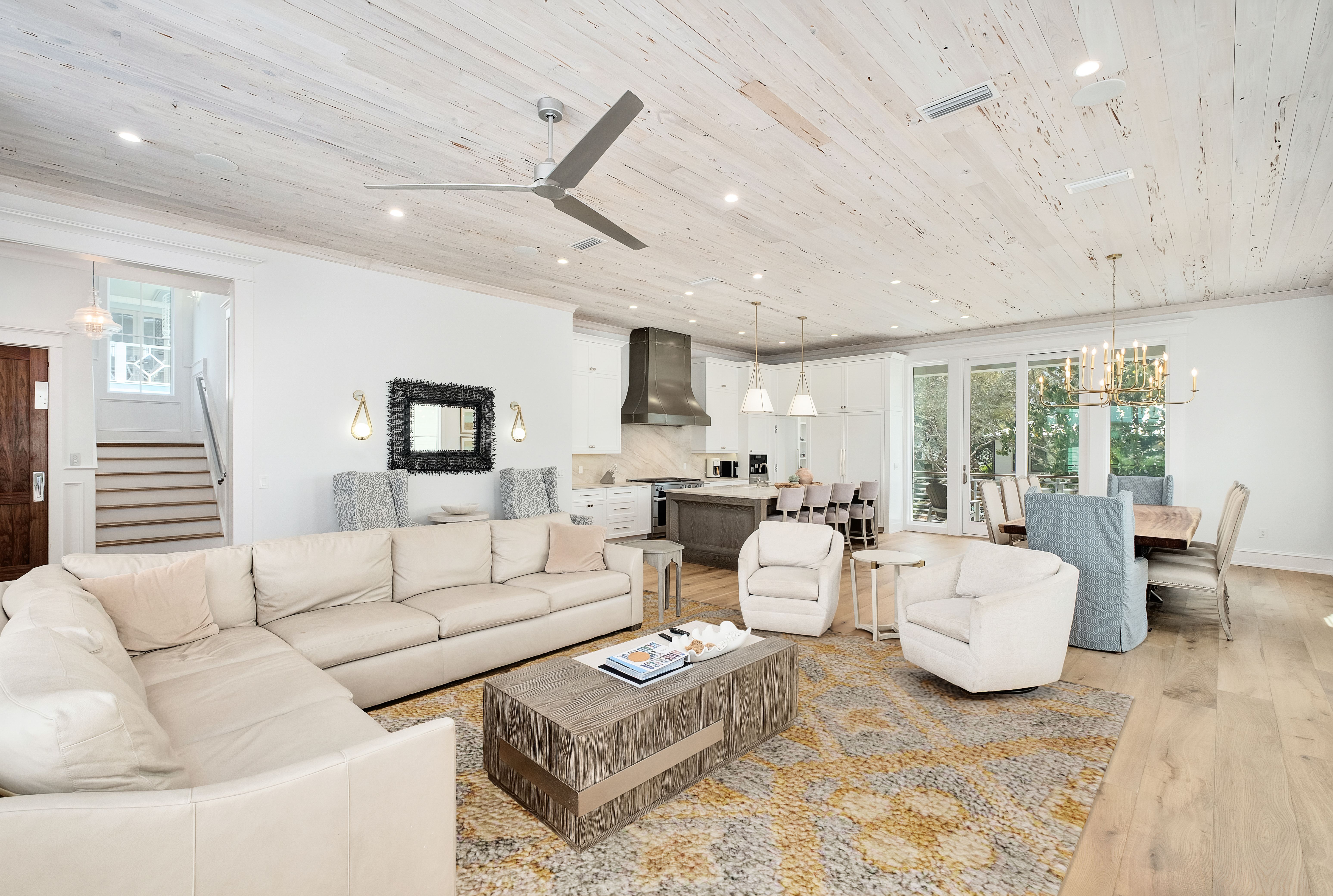  Elegant Retreat With Private Pool And Rooftop Deck Near Beach Access - 物件實景