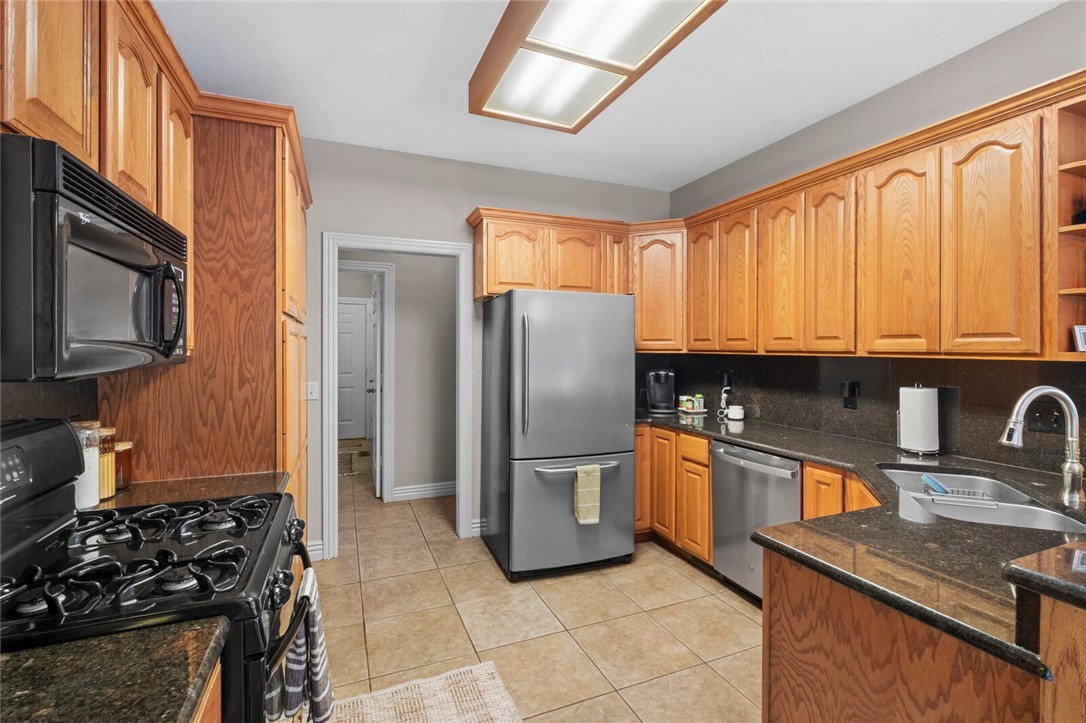 Rogers, Arkansas, 72756, United States, 5 Bedrooms Bedrooms, ,4 BathroomsBathrooms,Residential,For Sale,1838884