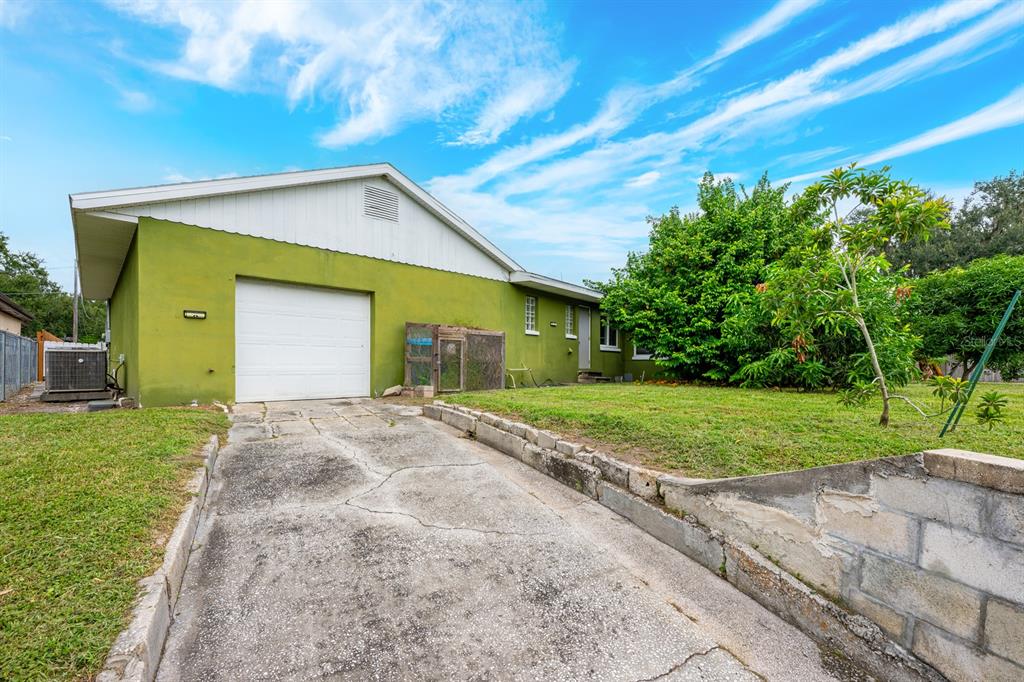 Orlando, Florida, 32805, United States, 3 Bedrooms Bedrooms, ,2 BathroomsBathrooms,Residential,For Sale,1955984