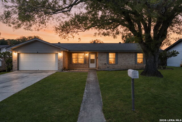 Stephanie Dr, Kerrville, TX 78028