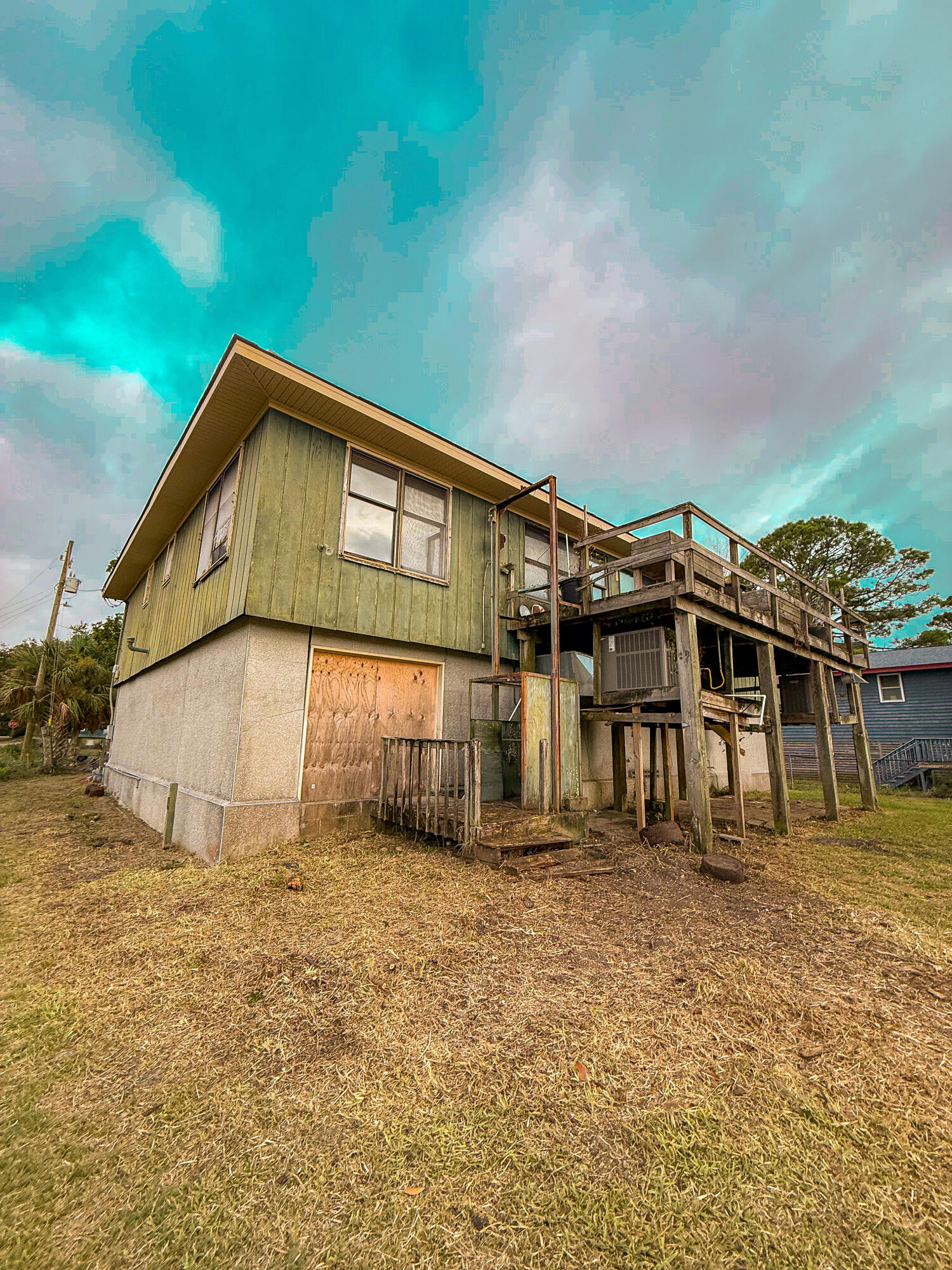Folly Beach, South Carolina, 29439, United States, 4 Bedrooms Bedrooms, ,3 BathroomsBathrooms,Residential,For Sale,1975835