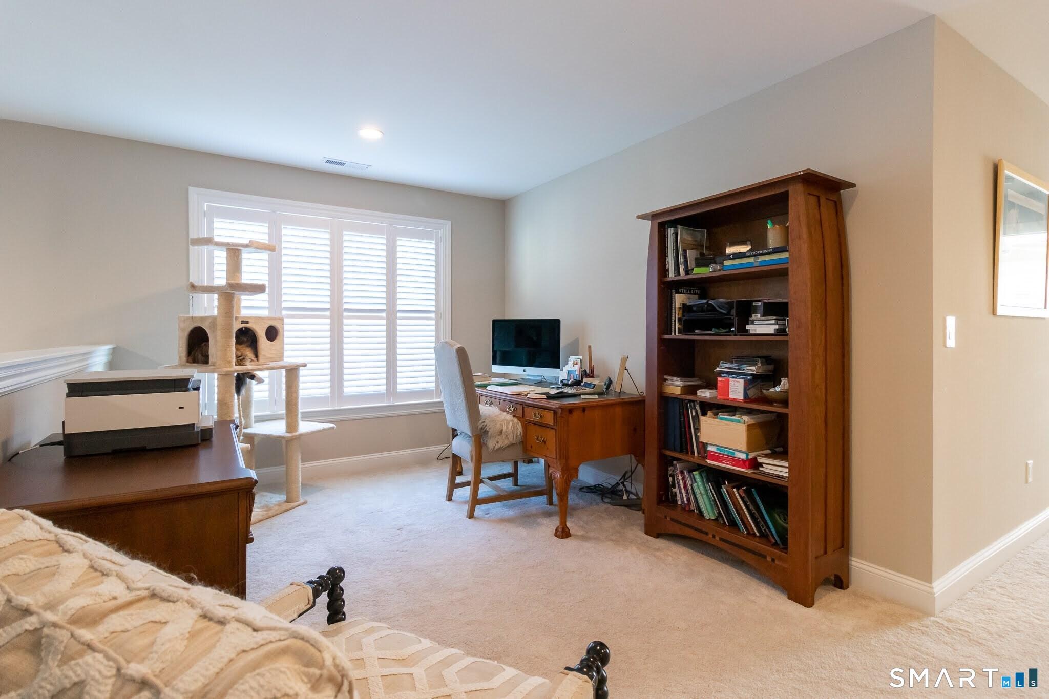 Cheshire, Connecticut, 06410, United States, 3 Bedrooms Bedrooms, ,3 BathroomsBathrooms,Residential,For Sale,2005318