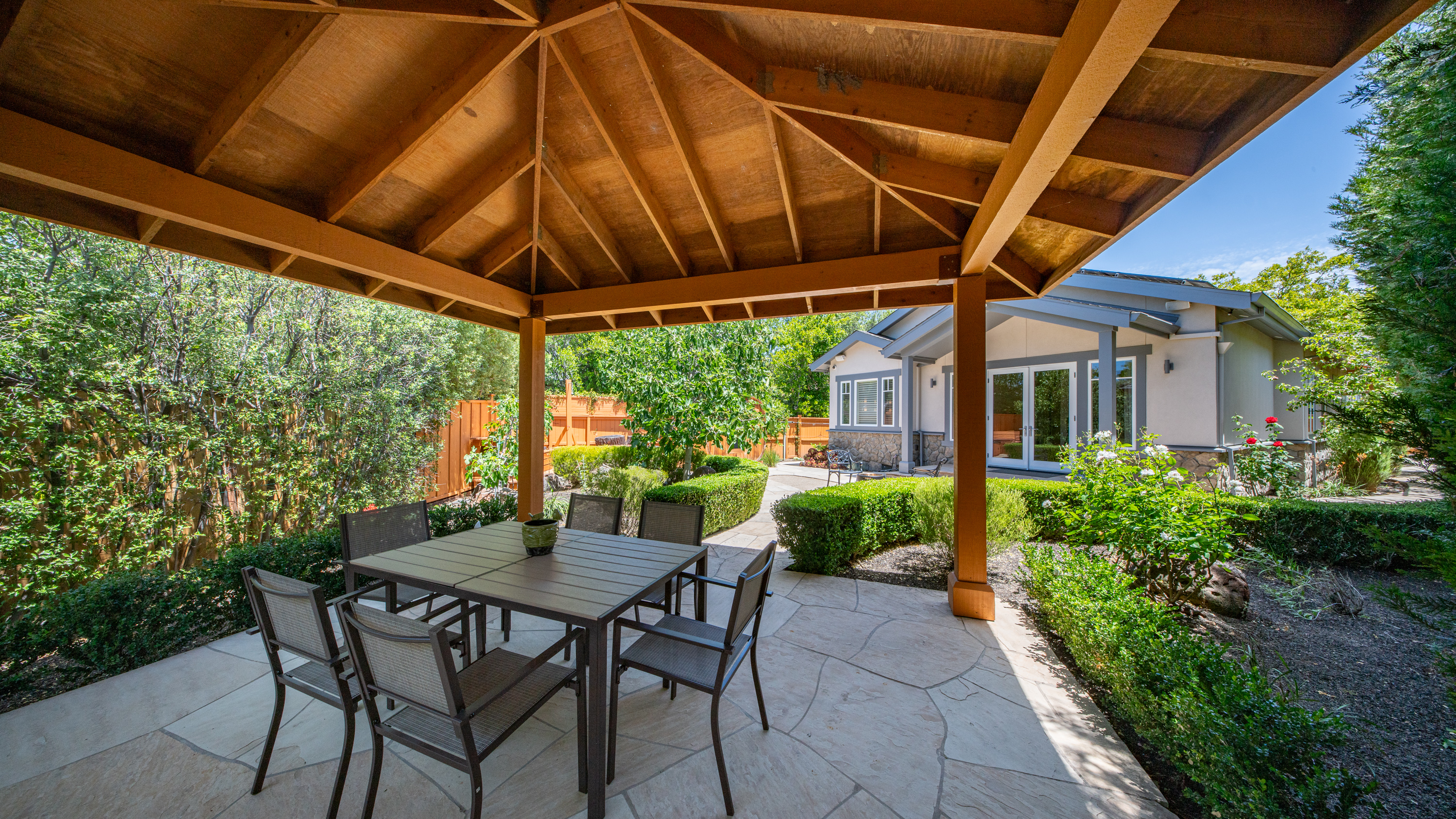  Designer Home in Forbes Neighborhood - 物件實景