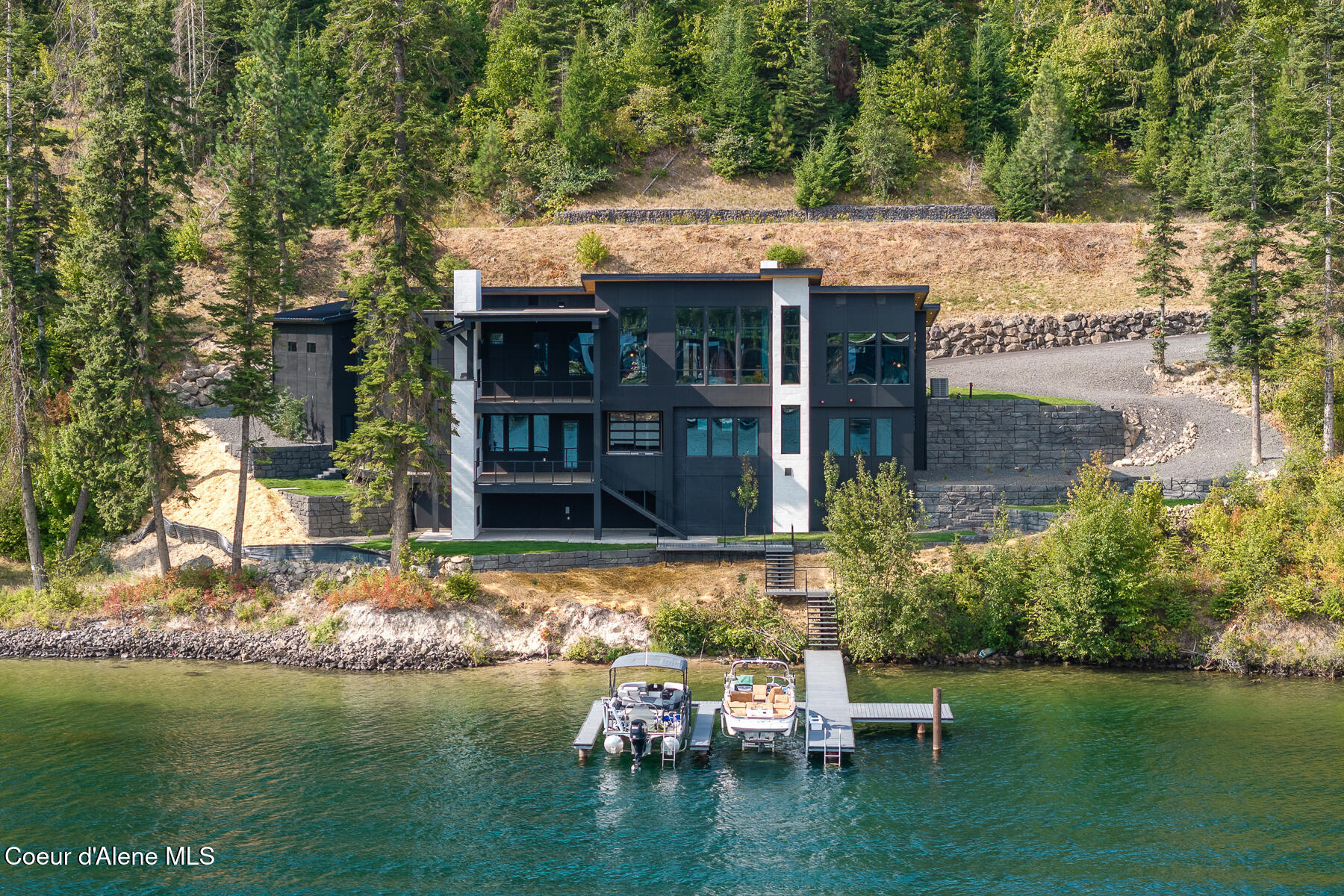 Coeur d'Alene, Idaho, 83814, United States, 5 Bedrooms Bedrooms, ,6 BathroomsBathrooms,Residential,For Sale,1920855
