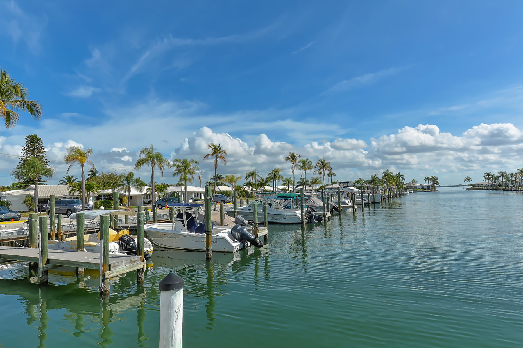  SPANISH MAIN YACHT CLUB CONDO - 物件實景