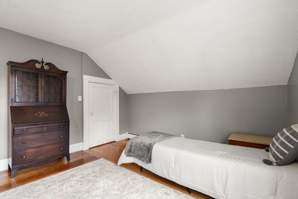 Maynard, Massachusetts, 01754, United States, 3 Bedrooms Bedrooms, ,2 BathroomsBathrooms,Residential,For Sale,1994472