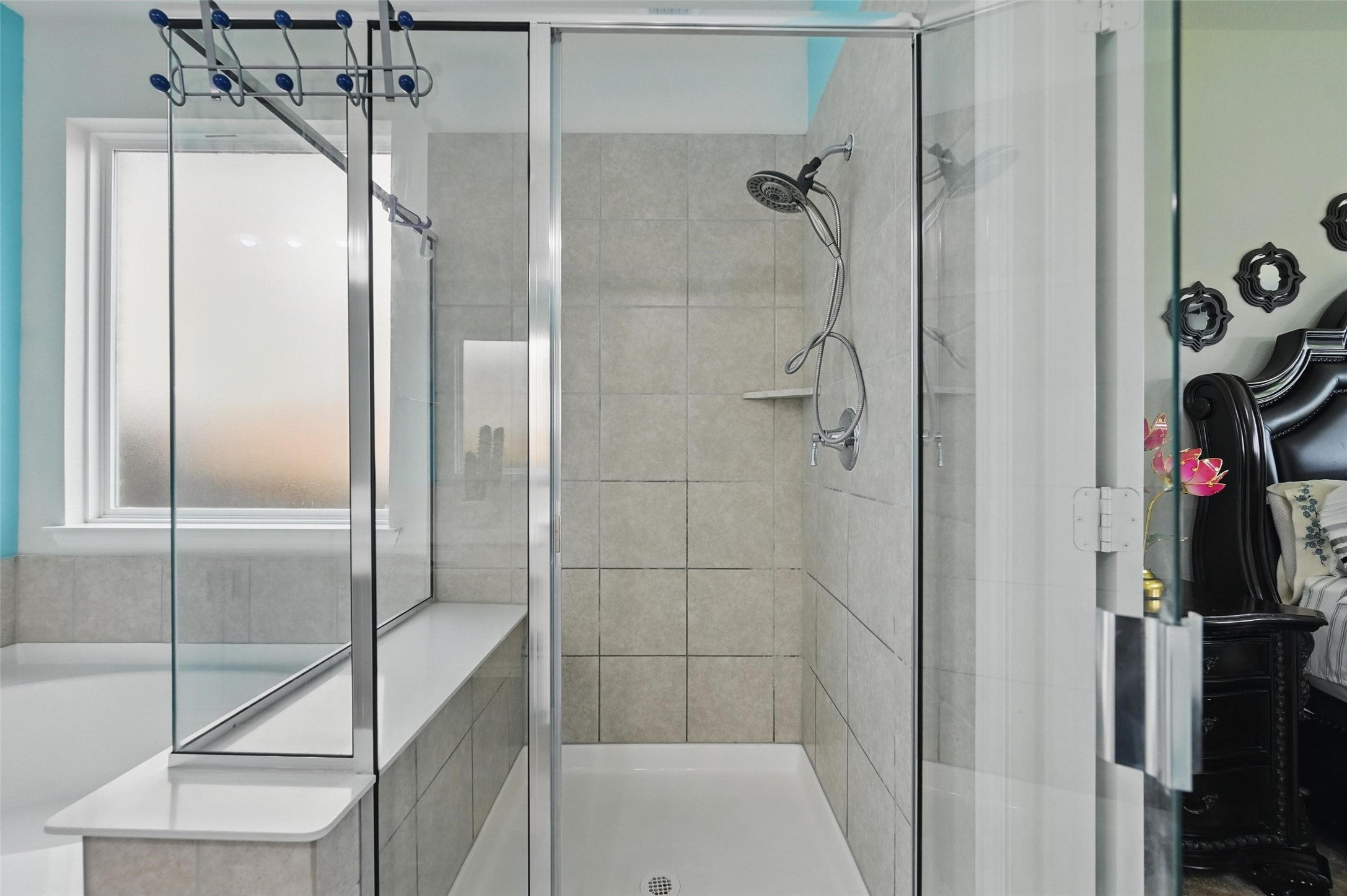 Fort Worth, Texas, 76052, United States, 4 Bedrooms Bedrooms, ,4 BathroomsBathrooms,Residential,For Sale,1980397