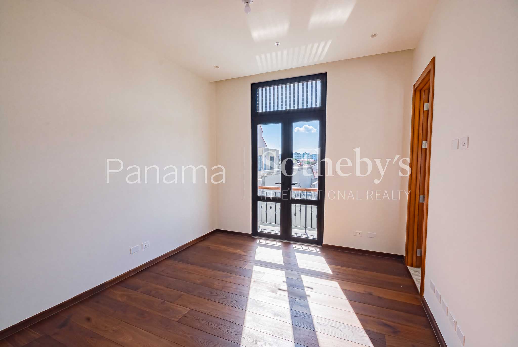  Waterfront Three-Bedroom Residence  Santa Familia, Casco Antiguo - 物件實景