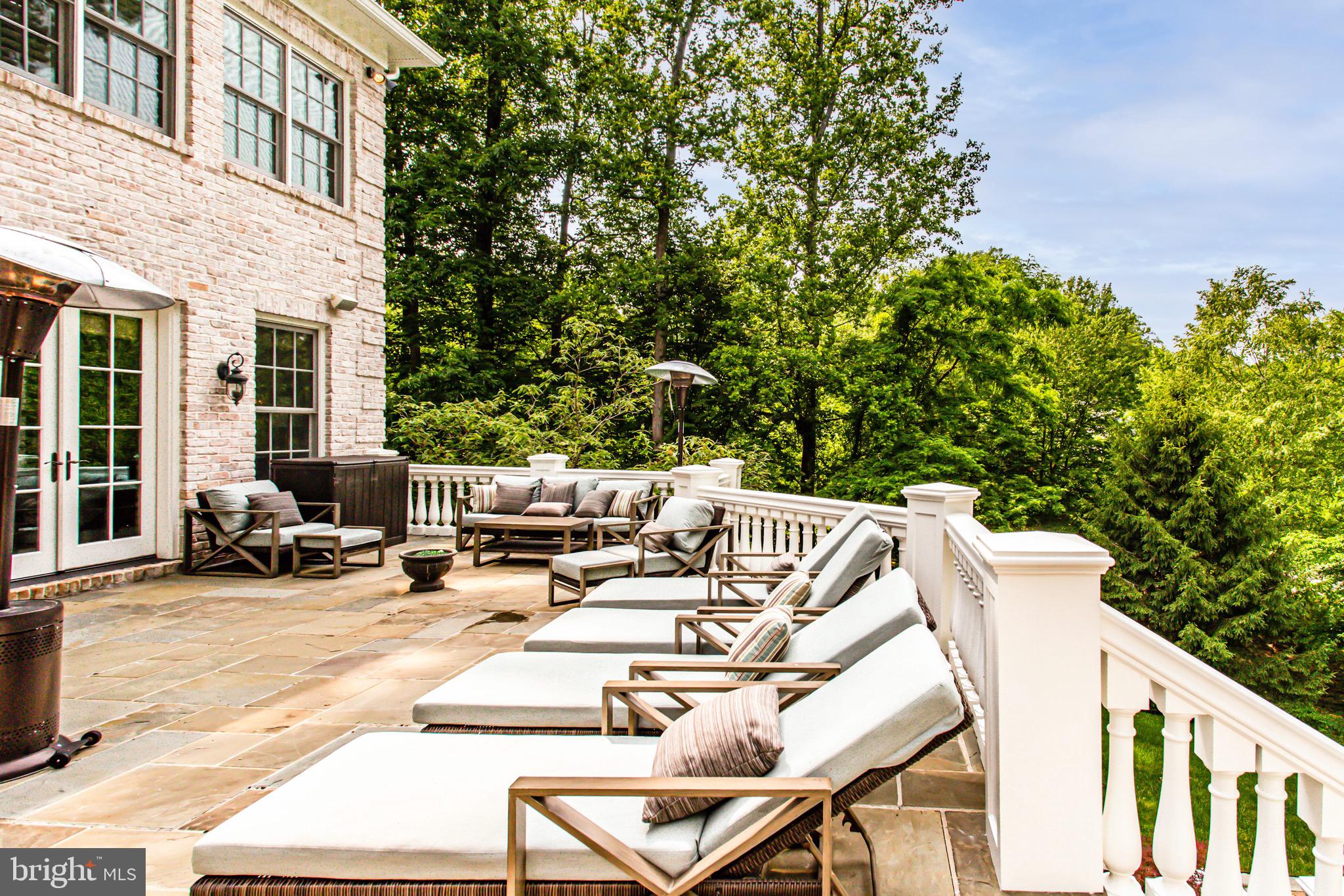 Mclean, Virginia, 22102, United States, 7 Bedrooms Bedrooms, ,10 BathroomsBathrooms,Residential,For Sale,1842537