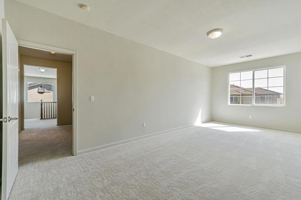 Pittsburg, California, 94565, United States, 6 Bedrooms Bedrooms, ,5 BathroomsBathrooms,Residential,For Sale,1791756