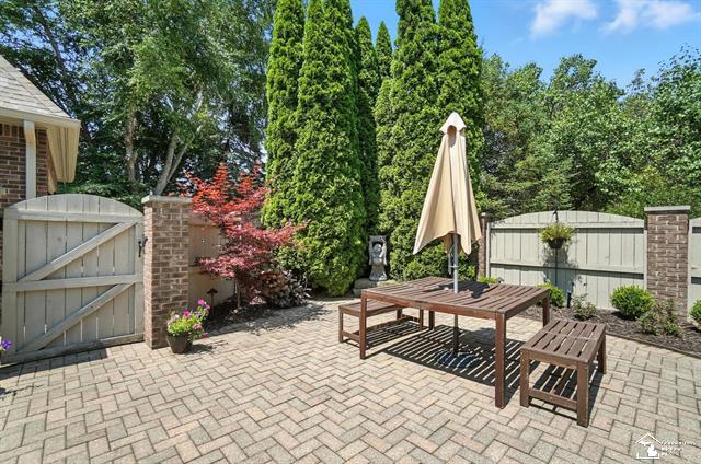 MONROE, Michigan, 48162, United States, 4 Bedrooms Bedrooms, ,7 BathroomsBathrooms,Residential,For Sale,1995576