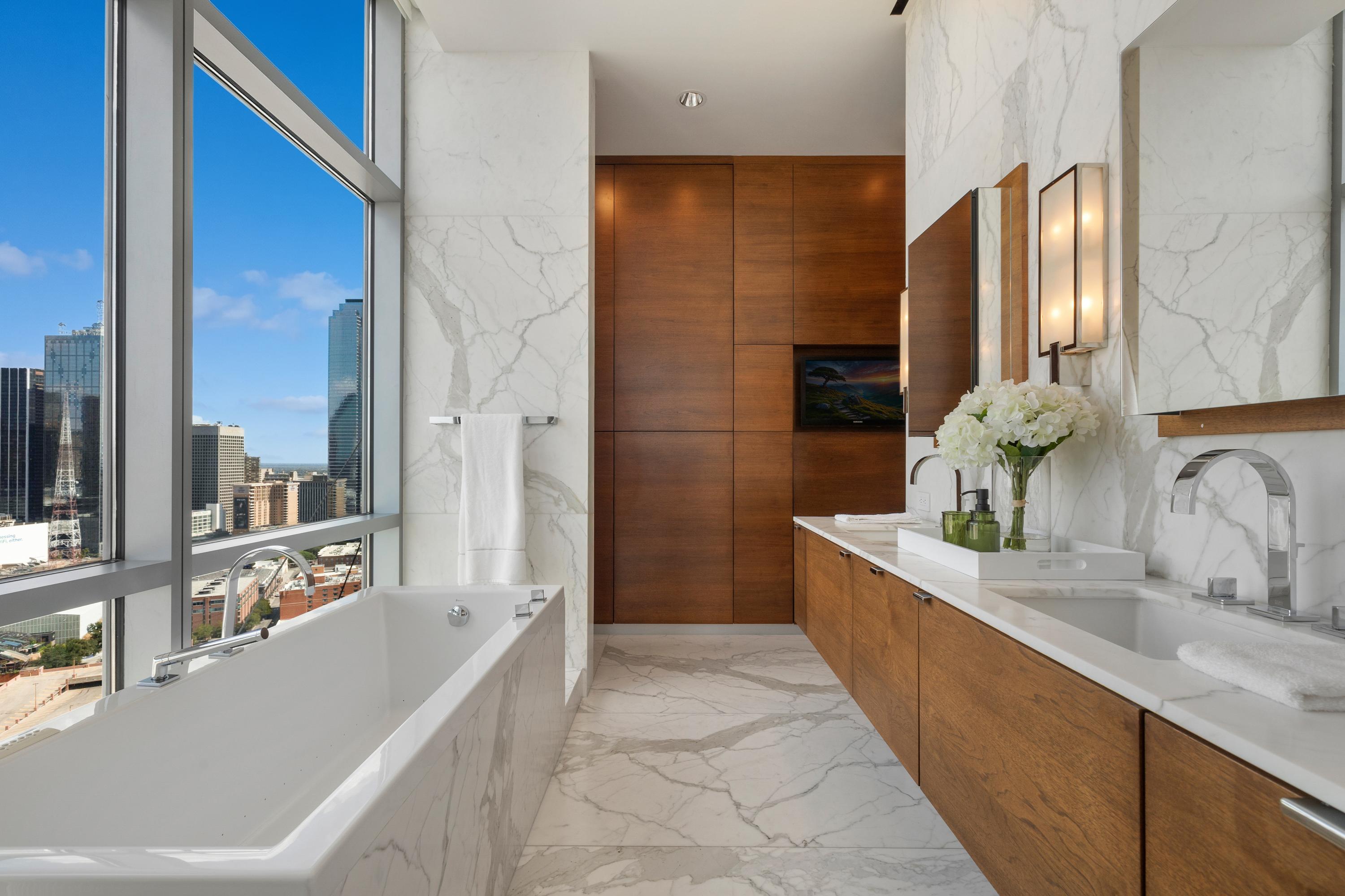  The House, Unit 2701 — 27th Floor Penthouse - 物件實景