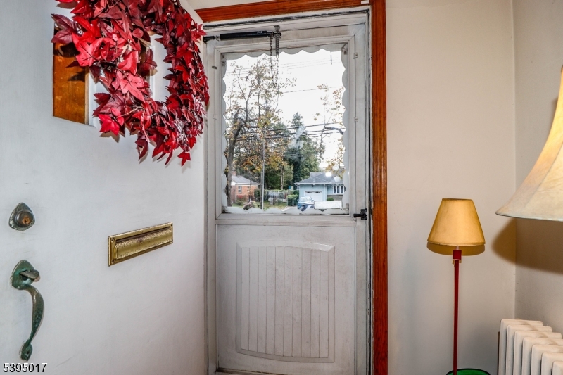 Rahway City, New Jersey, 07065, United States, 4 Bedrooms Bedrooms, ,2 BathroomsBathrooms,Residential,For Sale,1986510