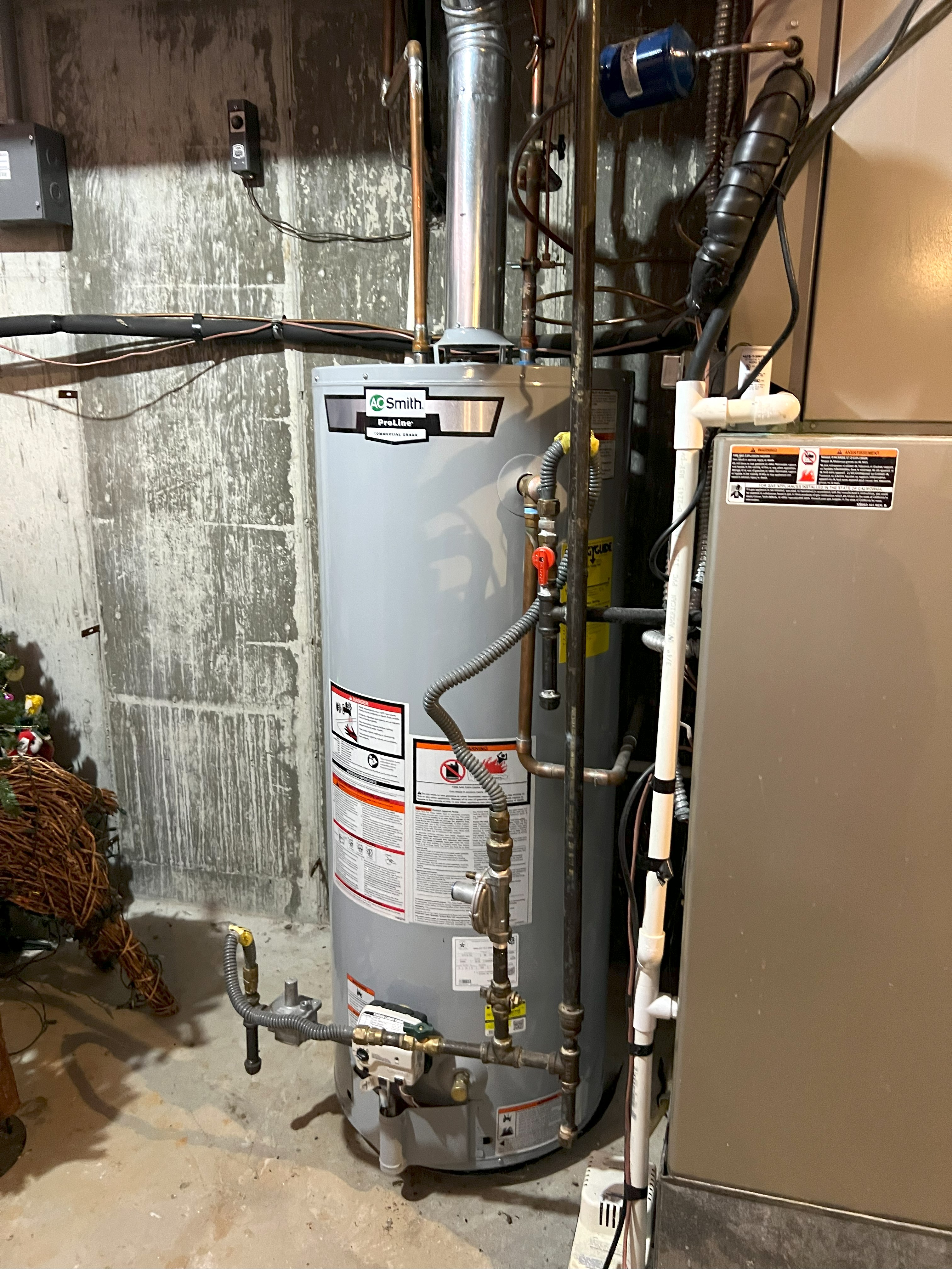 Frankfort, Kentucky, 40601, United States, 5 Bedrooms Bedrooms, ,4 BathroomsBathrooms,Residential,For Sale,1983551