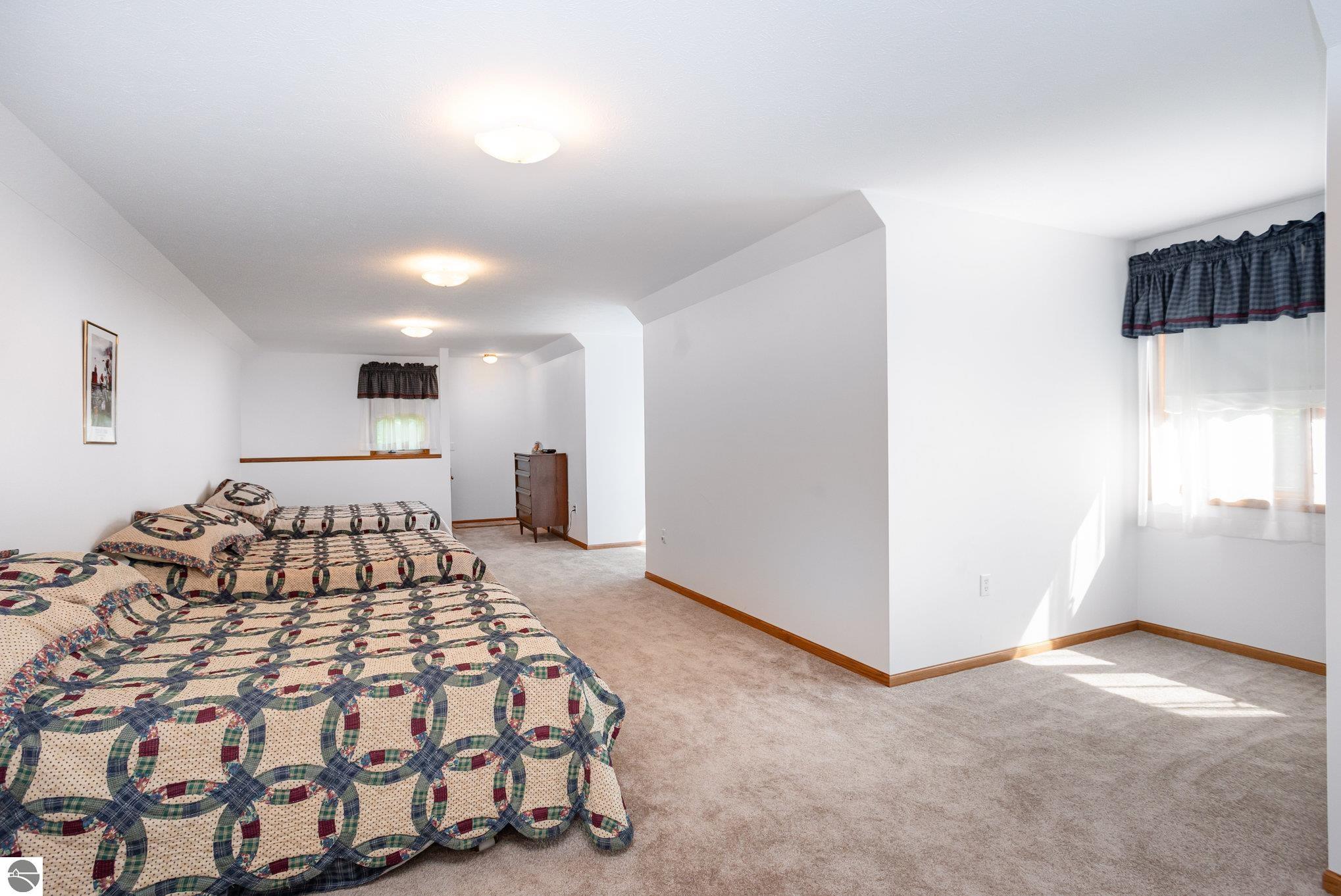 Harrison, Michigan, 48625, United States, 5 Bedrooms Bedrooms, ,4 BathroomsBathrooms,Residential,For Sale,1990816