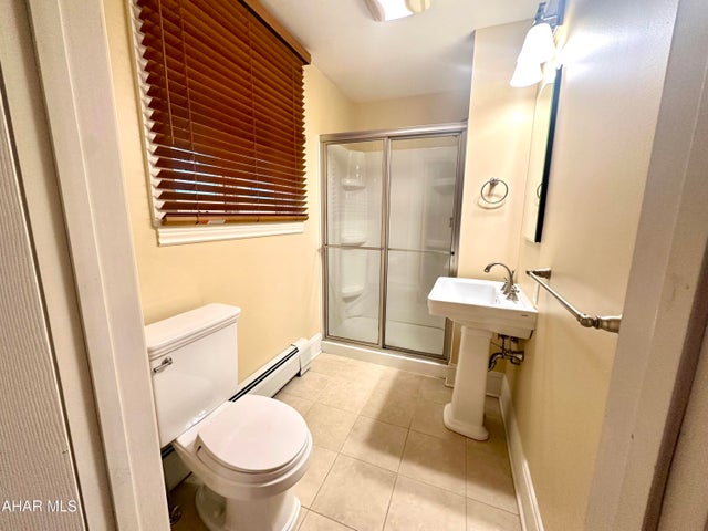 Altoona, Pennsylvania, 16602, United States, 4 Bedrooms Bedrooms, ,4 BathroomsBathrooms,Residential,For Sale,1826660