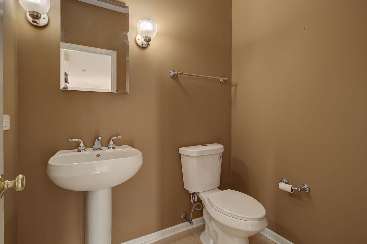 Plainfield, Illinois, 60585, United States, 4 Bedrooms Bedrooms, ,3 BathroomsBathrooms,Residential,For Sale,1729371
