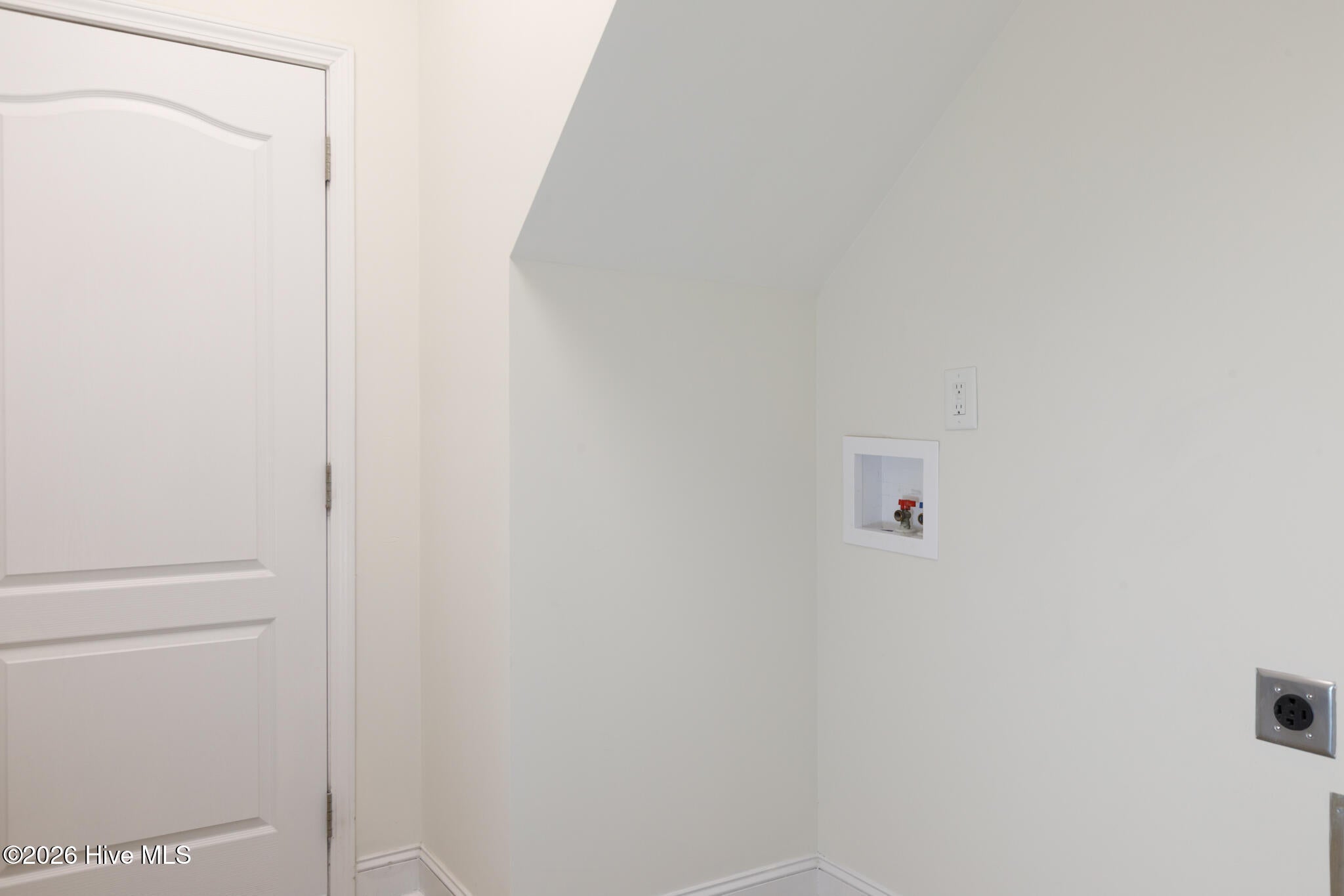 Pinehurst, North Carolina, 28374, United States, 4 Bedrooms Bedrooms, ,3 BathroomsBathrooms,Residential,For Sale,2008808