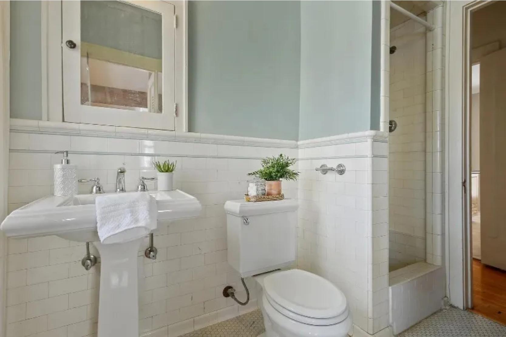 Minneapolis, Minnesota, 55403, United States, ,Residential,For Sale,1939617
