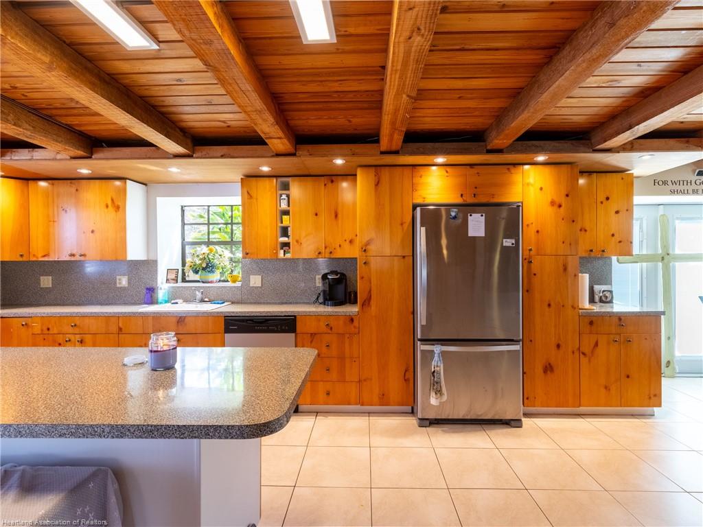 Avon Park, Florida, 33825, United States, 3 Bedrooms Bedrooms, ,3 BathroomsBathrooms,Residential,For Sale,1921377