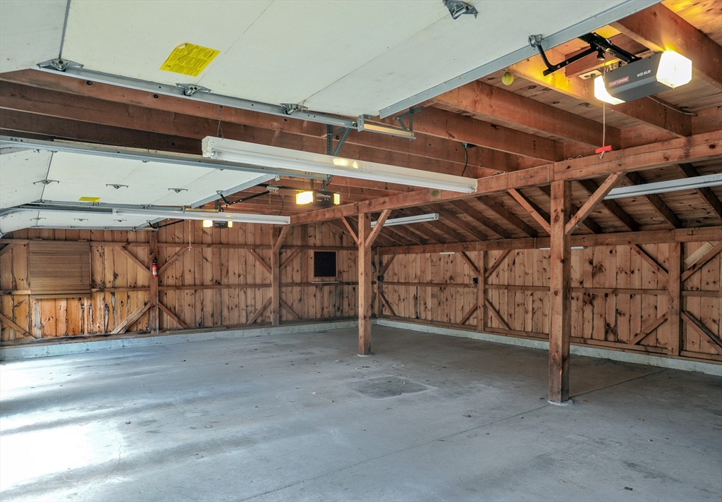 Hanson, Massachusetts, 02341, United States, 4 Bedrooms Bedrooms, ,2 BathroomsBathrooms,Residential,For Sale,2000773