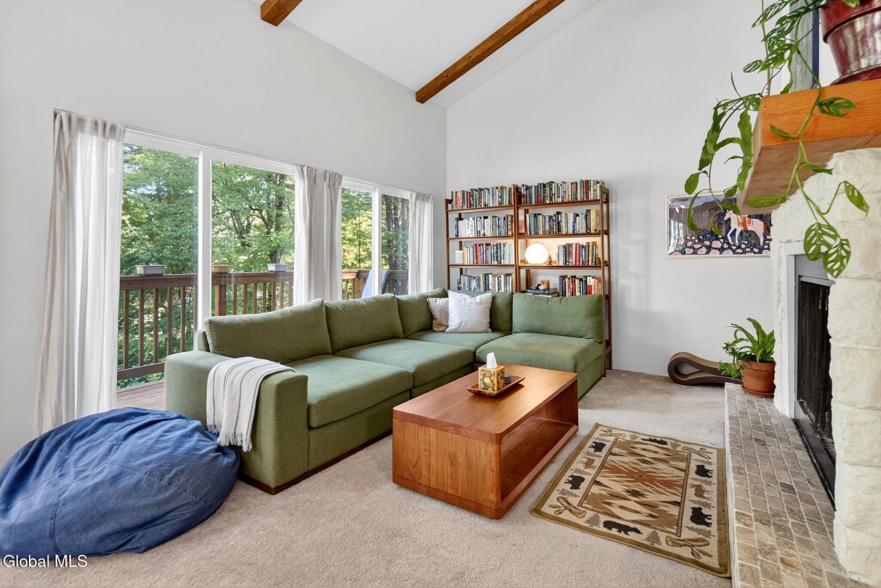 Valatie, New York, 12184, United States, 5 Bedrooms Bedrooms, ,3 BathroomsBathrooms,Residential,For Sale,1924980