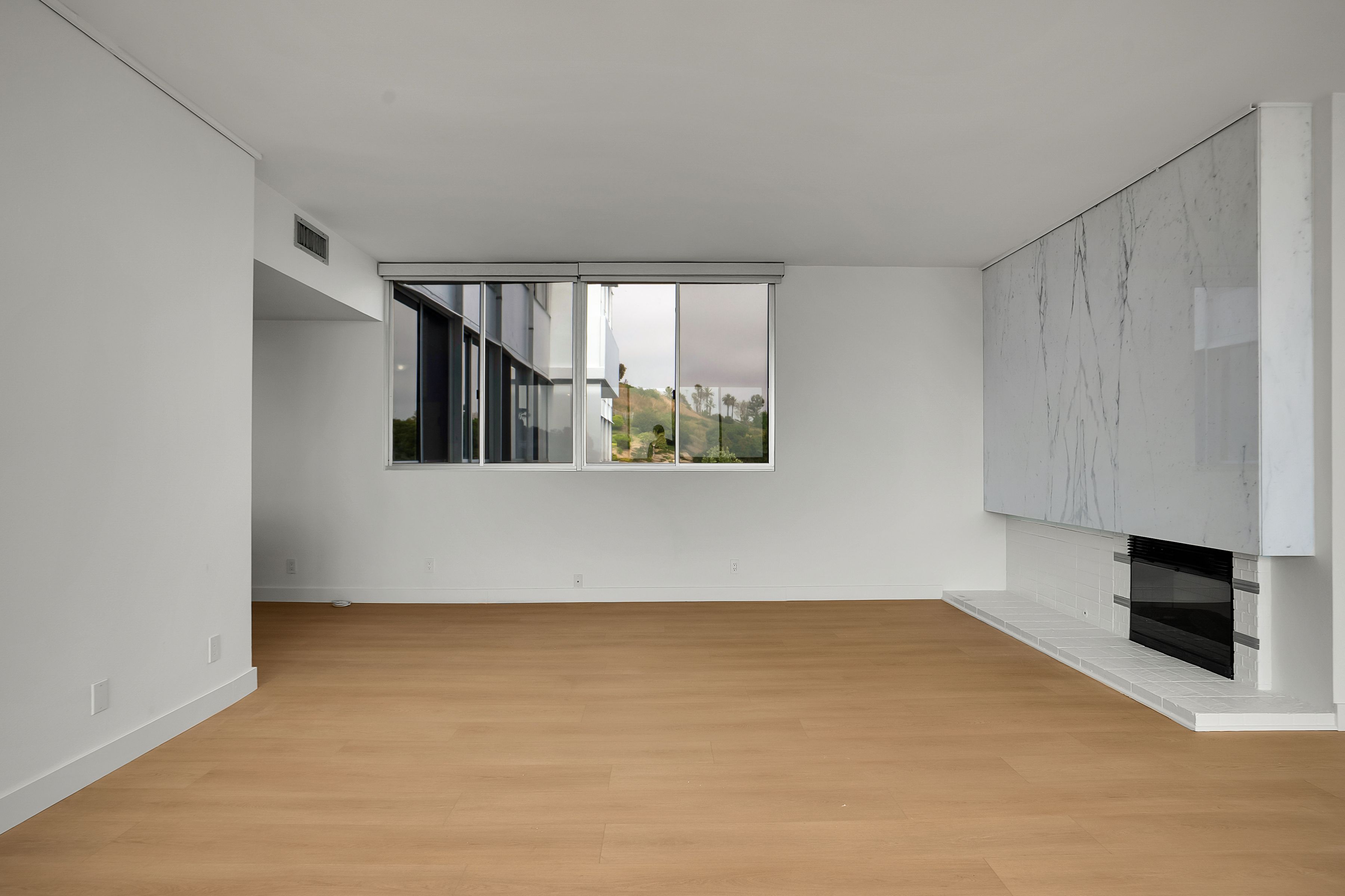  17352 W Sunset Blvd - 物件實景