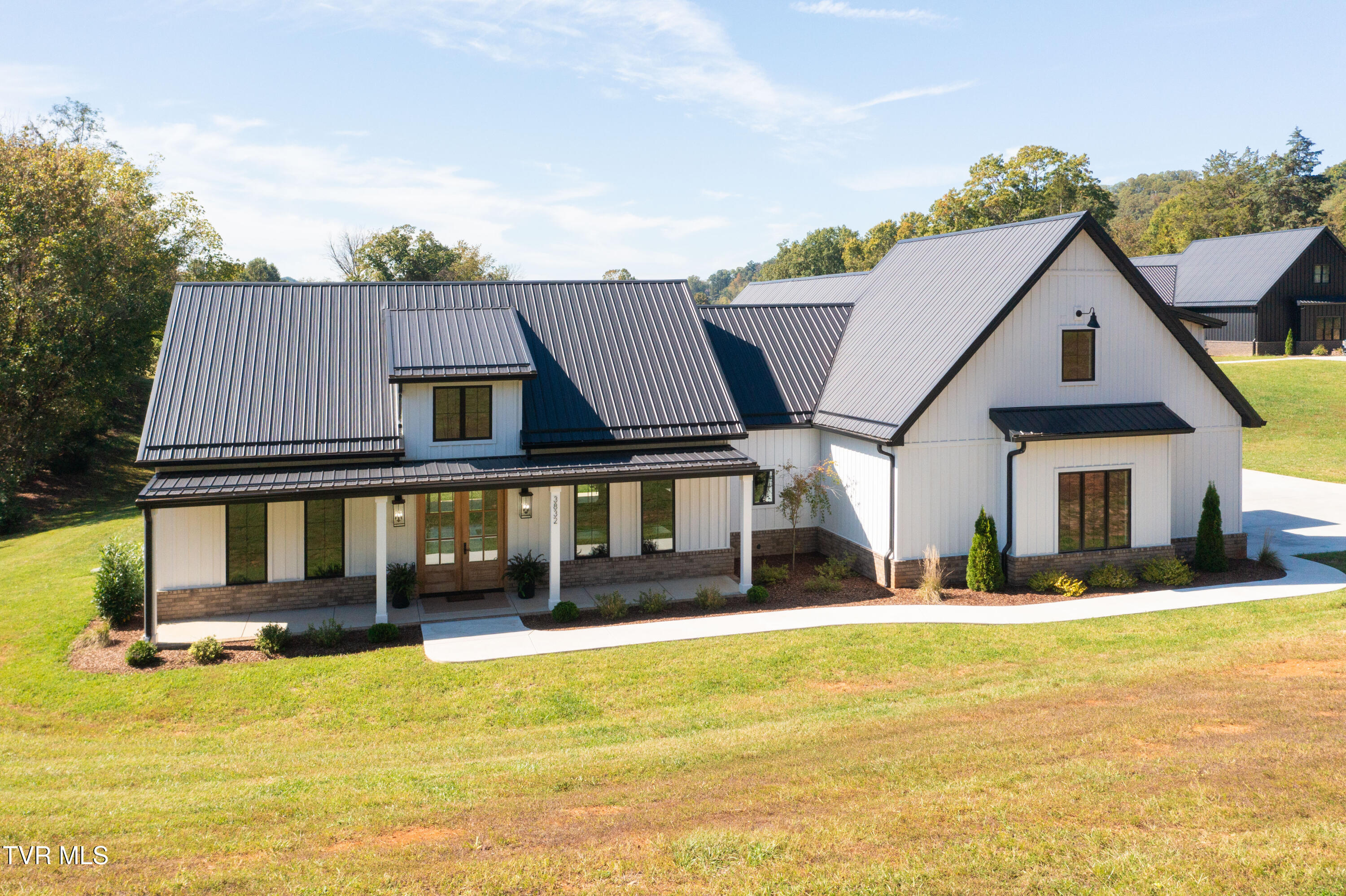 Kingsport, Tennessee, 37664, United States, 4 Bedrooms Bedrooms, ,4 BathroomsBathrooms,Residential,For Sale,1981214