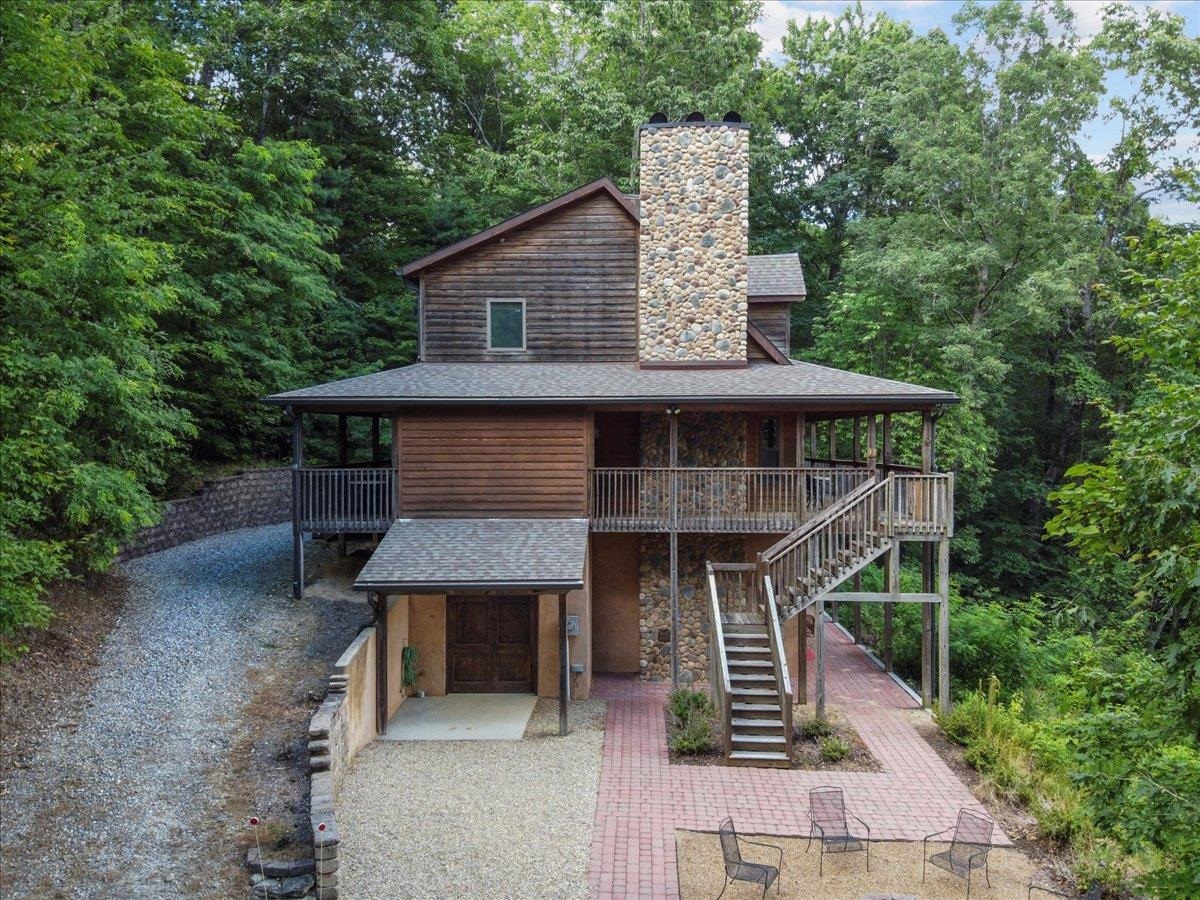 Cleveland, South Carolina, 29635, United States, 3 Bedrooms Bedrooms, ,3 BathroomsBathrooms,Residential,For Sale,1977097