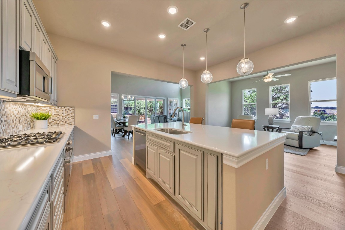 429 Mayapple Road, Horseshoe Bay, Texas, 78657, United States, 2 Bedrooms Bedrooms, ,3 BathroomsBathrooms,Residential,For Sale,429 Mayapple Road,1628308