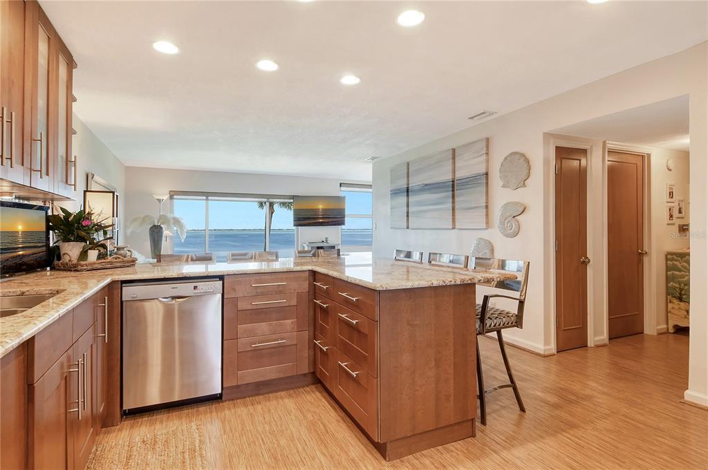 Longboat Key, Florida, 34228, United States, 2 Bedrooms Bedrooms, ,2 BathroomsBathrooms,Residential,For Sale,1857788