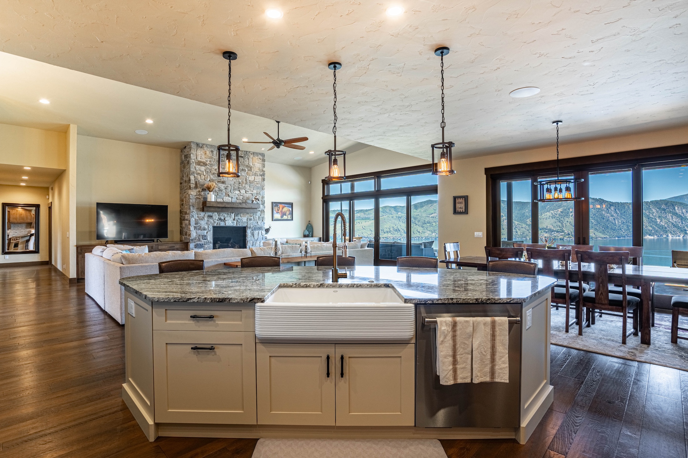 4.55 Acres Above Lake Chelan - 物件實景